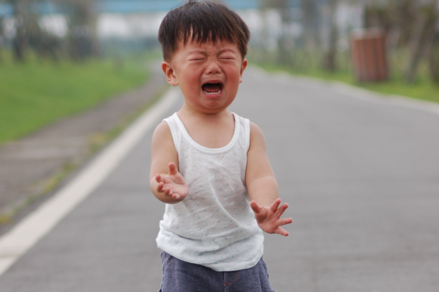 Trẻ hay khóc và cố nhịn không khóc từ nhỏ lớn lên sẽ có sự khác biệt một trời một vực, cha mẹ TUYỆT ĐỐI đừng xem nhẹ!- Ảnh 3.