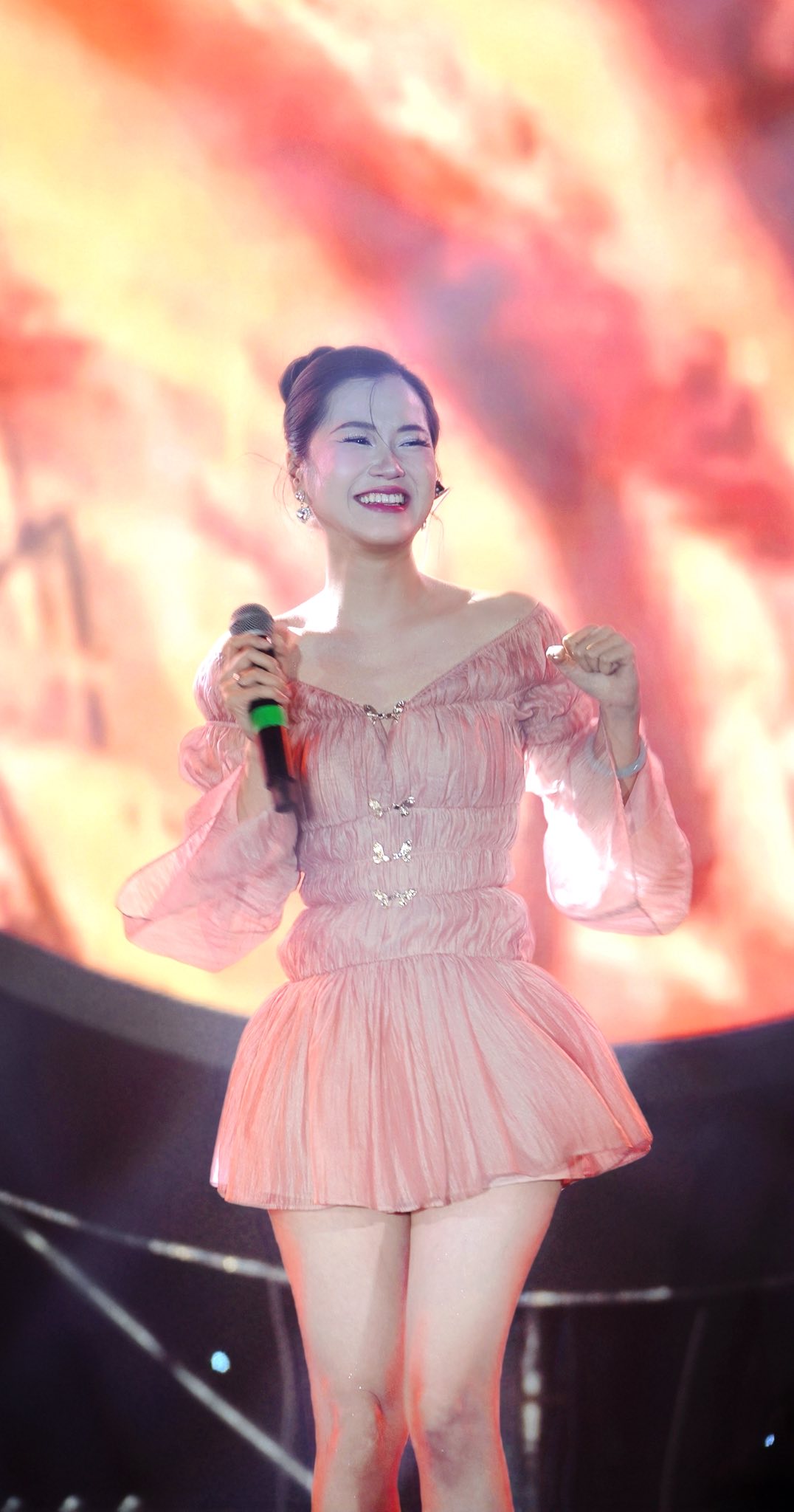 Lâm Vỹ Dạ giảm 14kg, giờ là mỹ nhân rồi!- Ảnh 9.