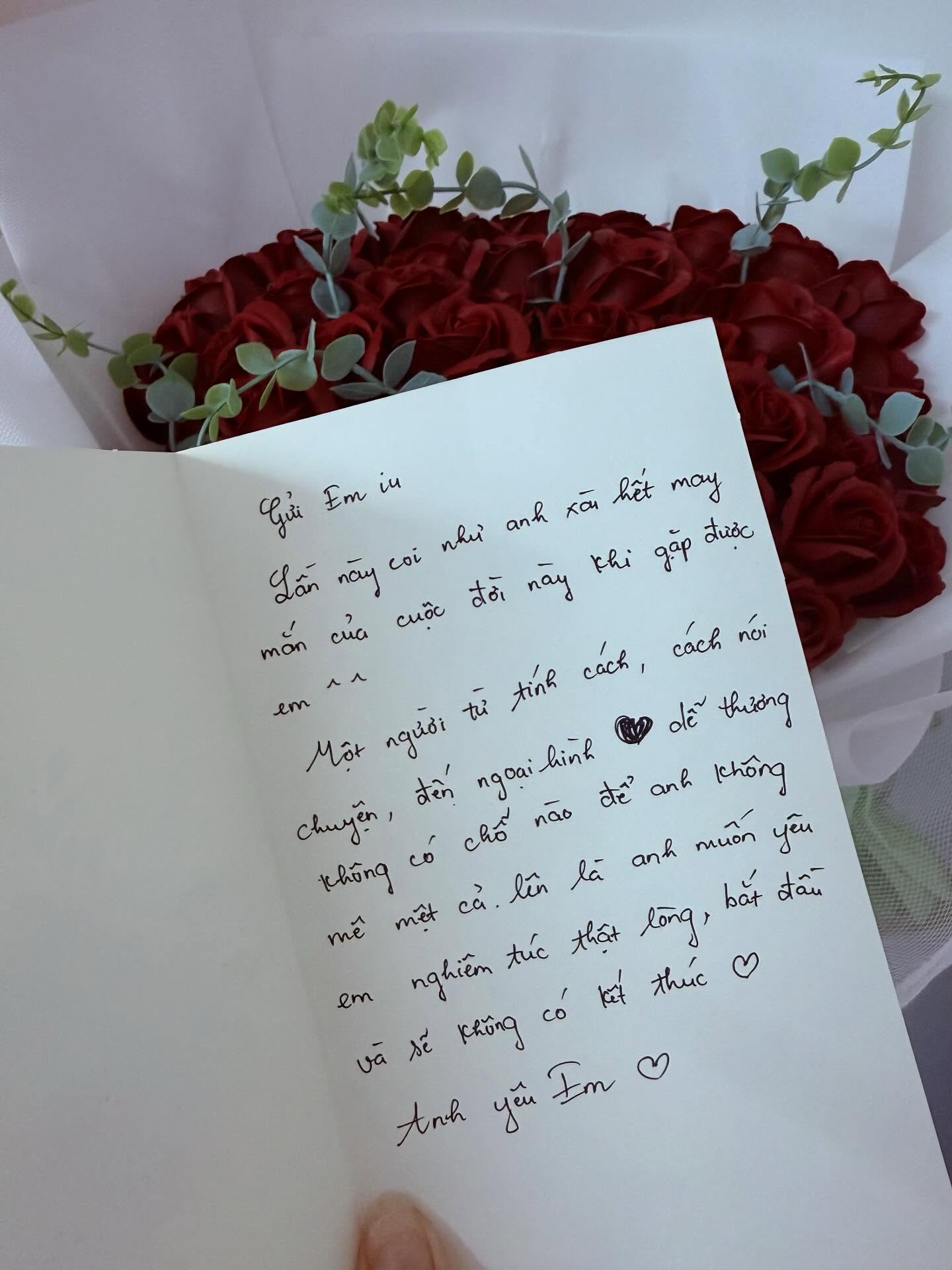 Bán hàng ở siêu thị, cô gái được 2 vị khách lớn tuổi xin số để "làm mai": Diễn biến sau đó hấp dẫn- Ảnh 3.