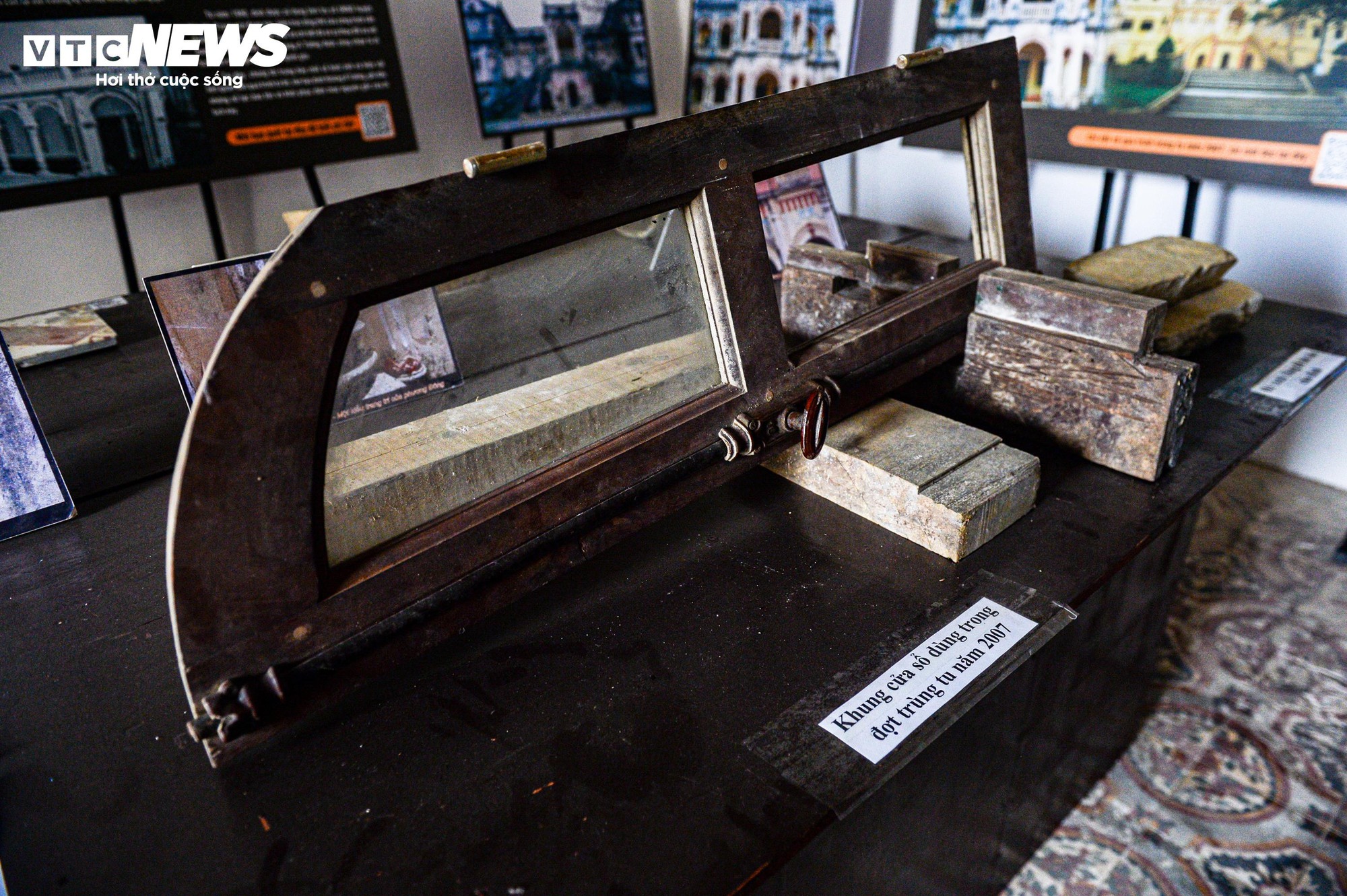 Dinh thự Vua Mèo khoác áo mới sau trùng tu, lộng lẫy giữa cao nguyên trắng- Ảnh 9.