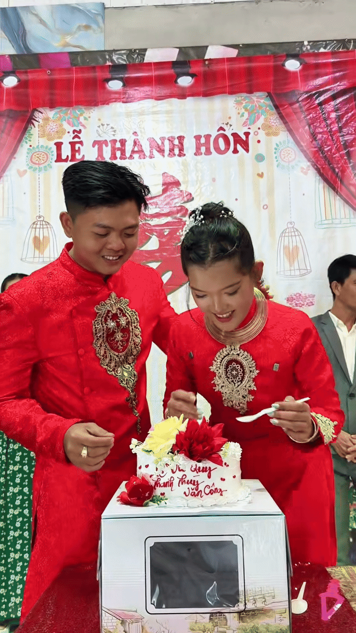 25 triệu lượt xem chú rể và cô dâu "đi đường quyền" trong ngày cưới- Ảnh 1.