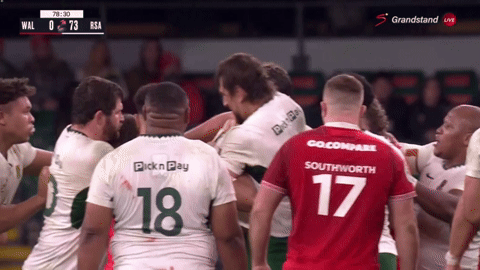 Kinh hoàng: Cầu thủ nổi tiếng thẳng tay móc mắt đối thủ dù đang thắng 73-0 kỉ lục- Ảnh 1.