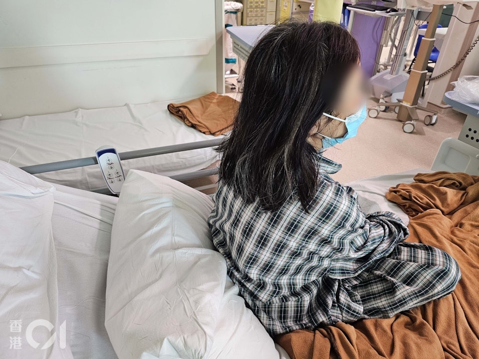 Cháy chung cư Hồng Kông: 15 giờ địa ngục và nỗi buồn người sống sót- Ảnh 1. Cháy chung cư Hồng Kông: 15 giờ địa ngục và nỗi buồn người sống sót- Ảnh 1.