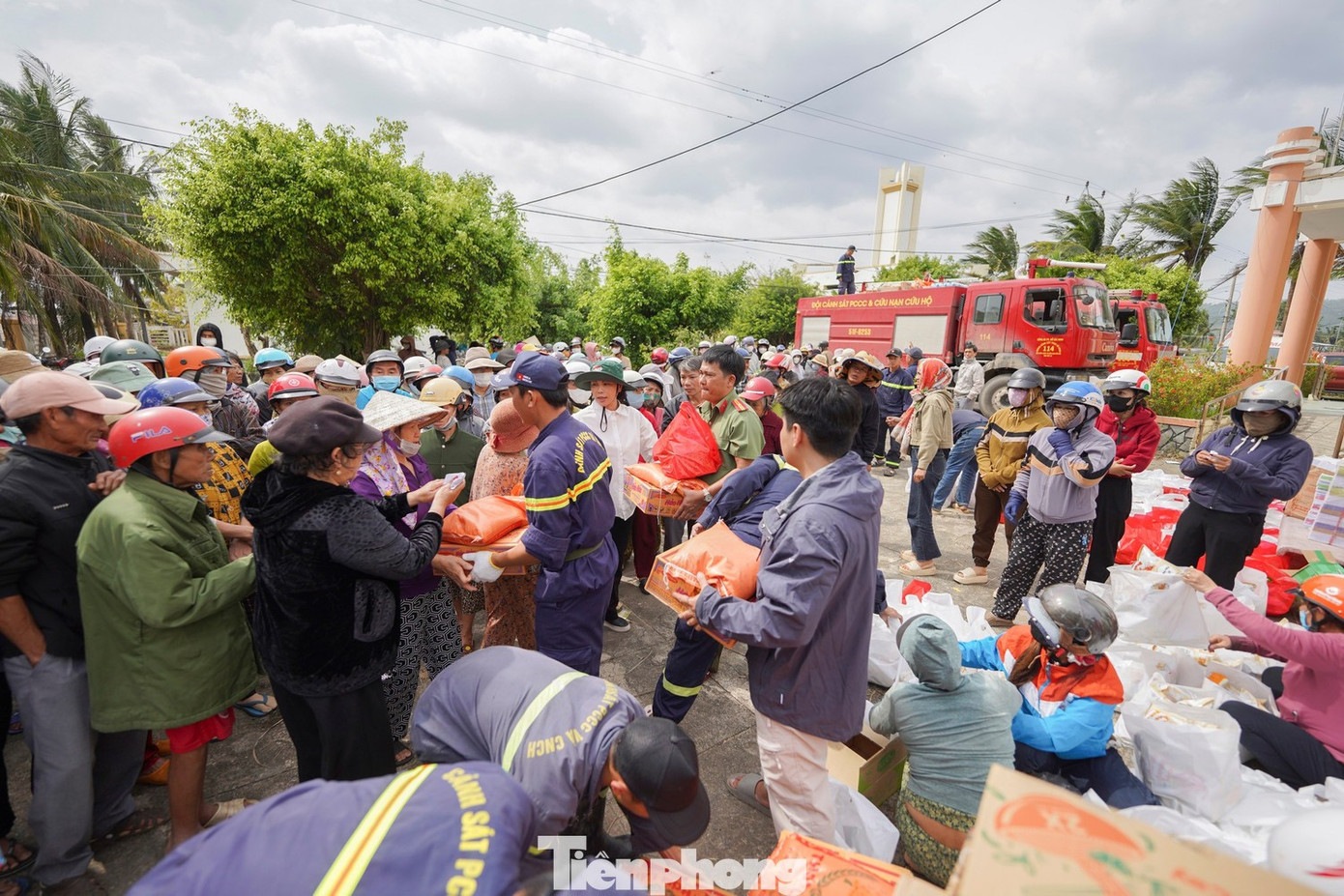Mạo danh hỗ trợ bão lũ, chiêu lừa đảo mới nhắm thẳng vào sinh viên- Ảnh 2.