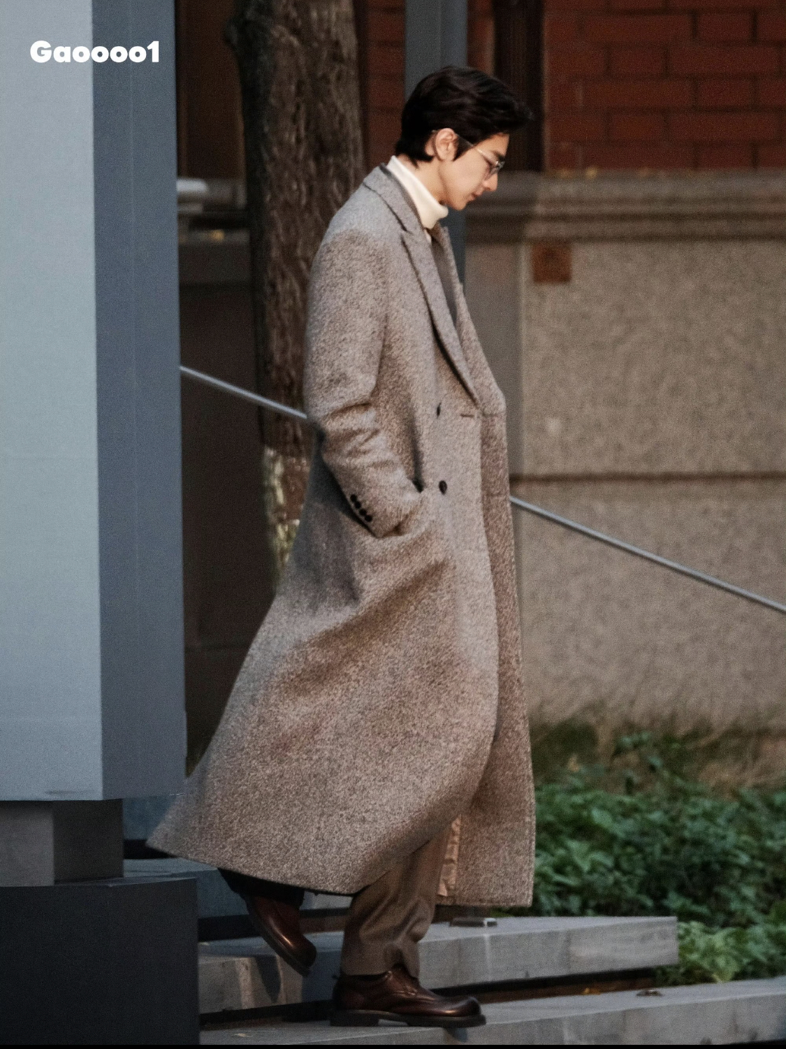 Tổng tài GenZ này sẽ cho bạn biết cao 1m90 mặc măng tô đẹp như nào: Nhìn thôi đã thấy sang tới nóc- Ảnh 4. Tổng tài GenZ này sẽ cho bạn biết cao 1m90 mặc măng tô đẹp như nào: Nhìn thôi đã thấy sang tới nóc- Ảnh 4.