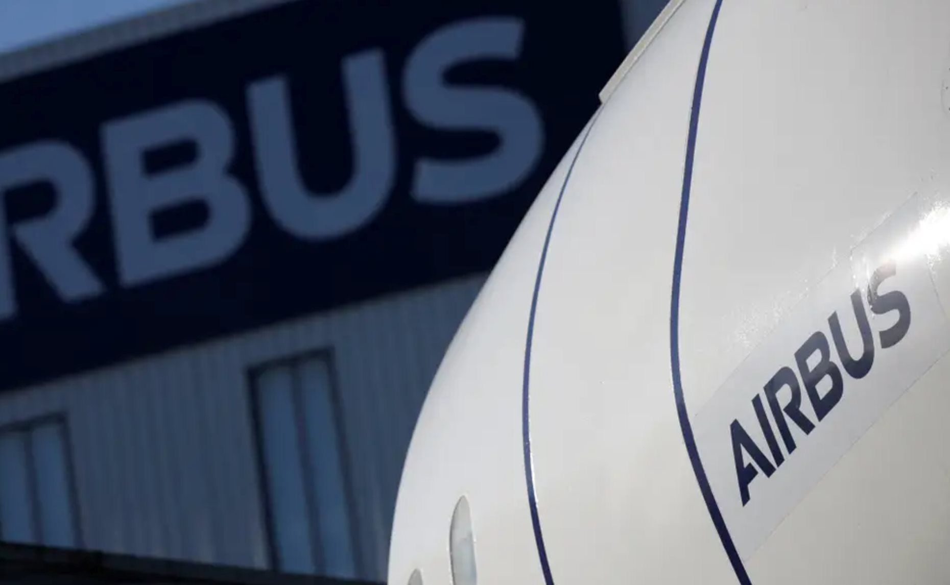 Airbus triệu hồi 6.000 máy bay A320: Chuyện gì đang xảy ra?- Ảnh 1.