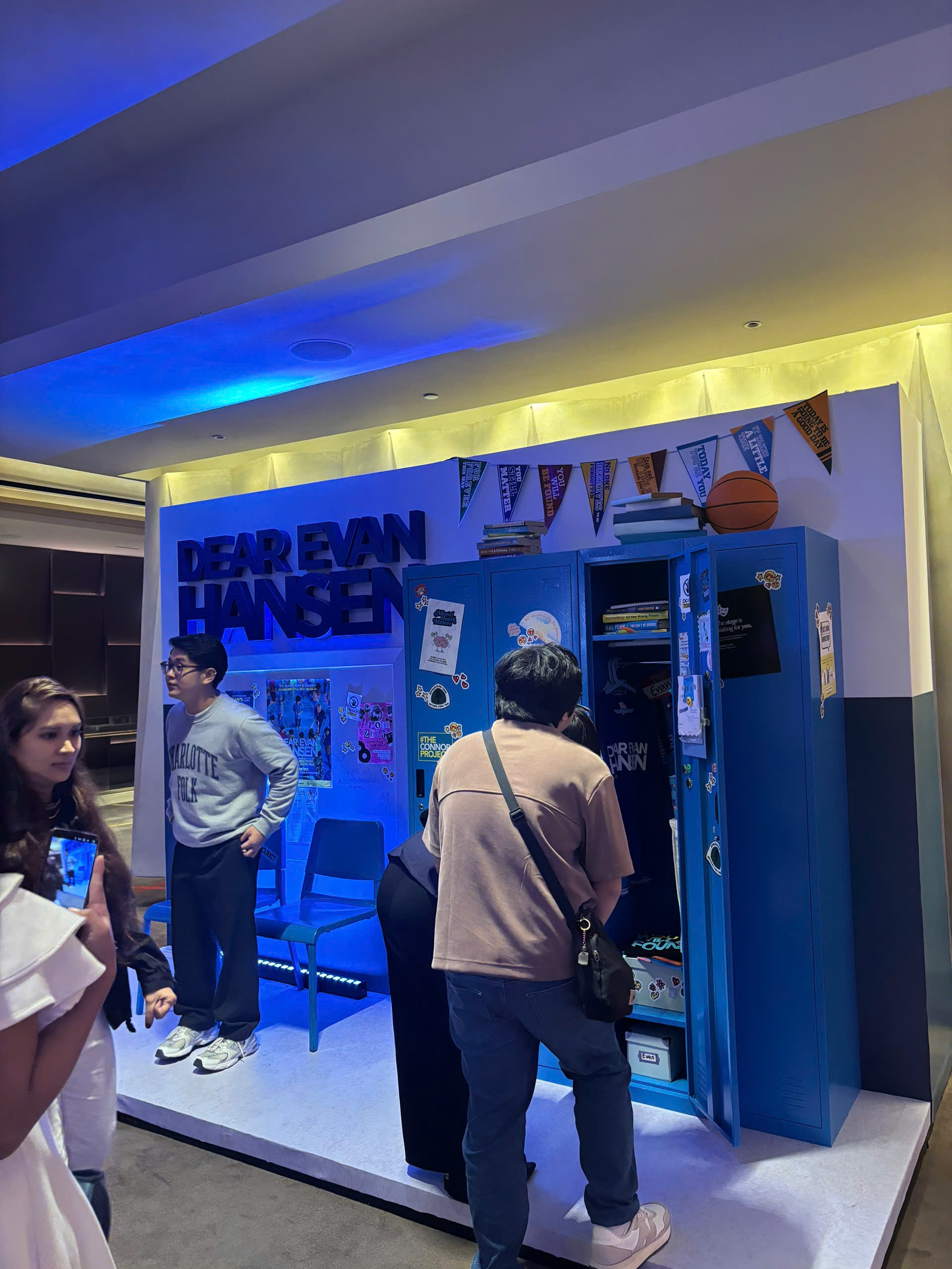 Khách Việt choáng trước 1 khách sạn ở Philippines: Có nguyên TTTM bên trong, giá phòng lên đến hàng trăm triệu 1 đêm- Ảnh 15.