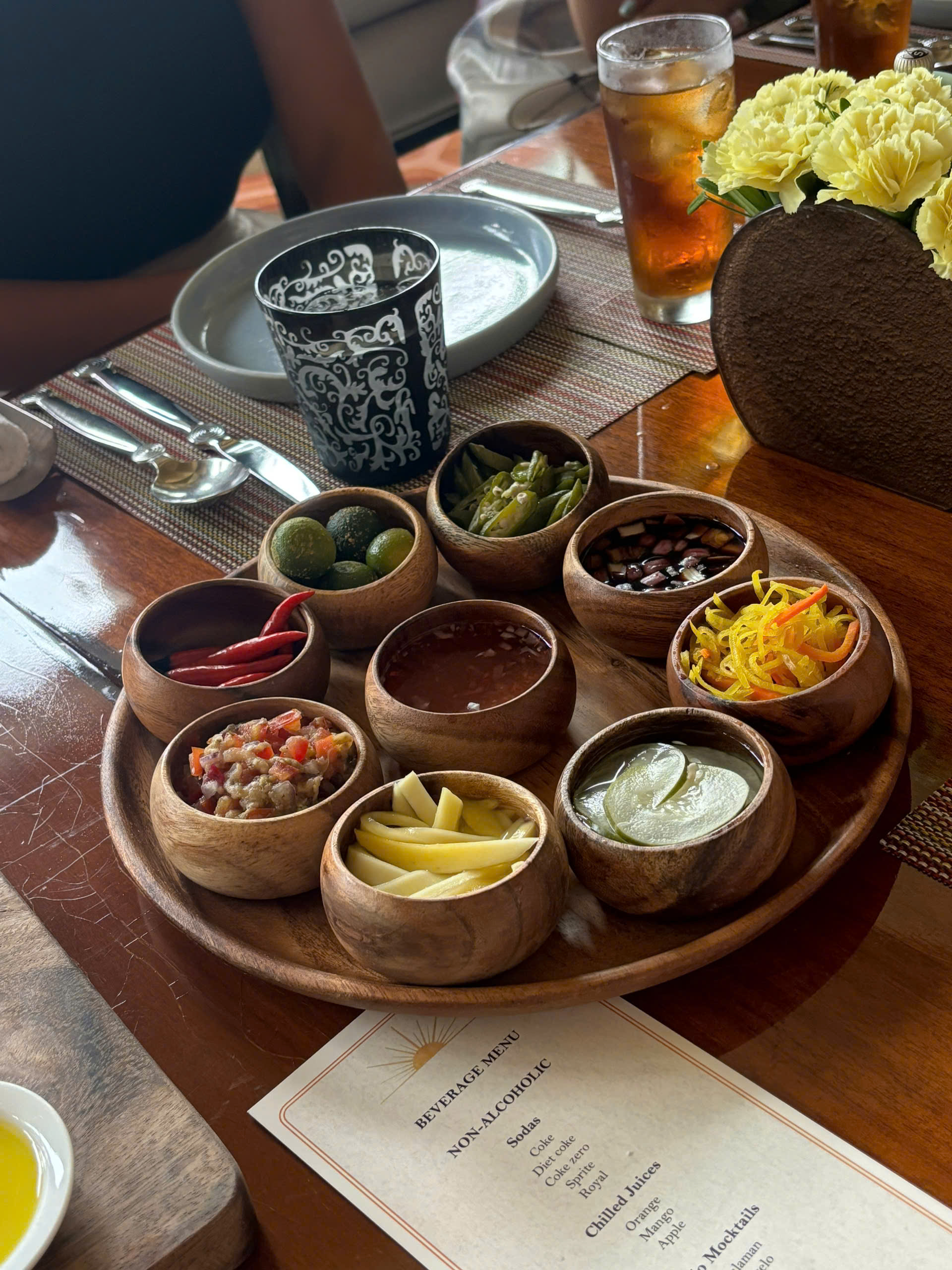 Khách Việt choáng trước 1 khách sạn ở Philippines: Có nguyên TTTM bên trong, giá phòng lên đến hàng trăm triệu 1 đêm- Ảnh 8.