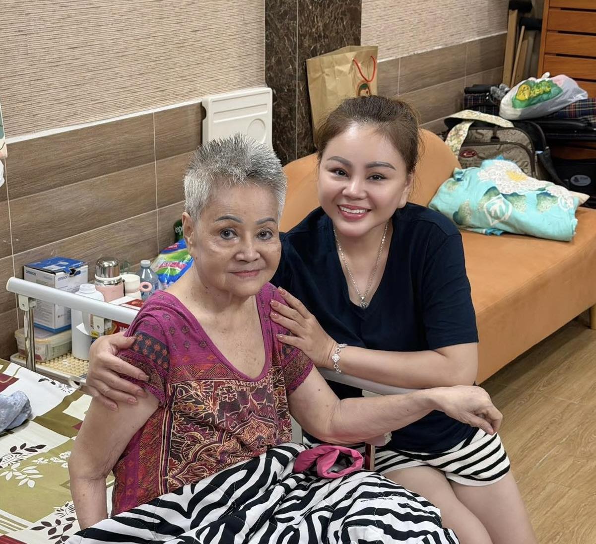 Nhận cái kết đắng vì 2 lần đổ vỡ, ngoài 50 tuổi nữ nghệ sĩ mới có cuộc sống an yên- Ảnh 2.