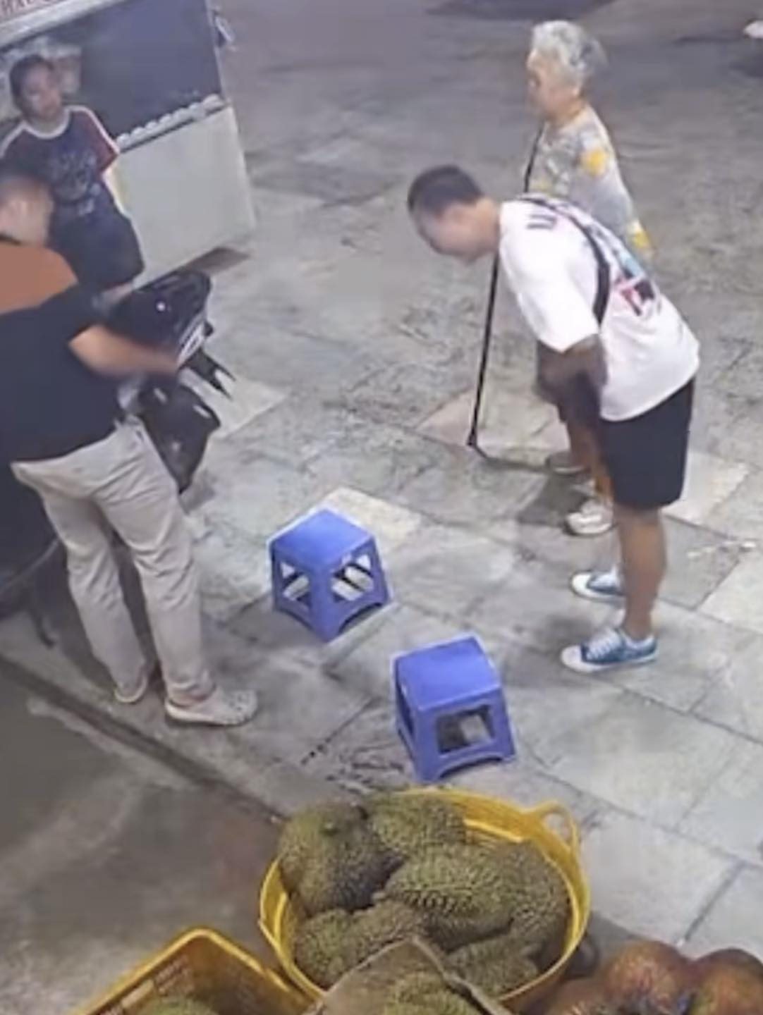 Khách Hàn đi lạc ở Phú Quốc, người hùng kiên quyết từ chối tiền tạ ơn- Ảnh 3.