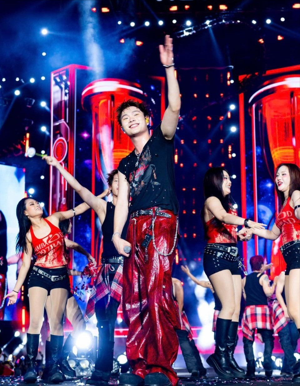 Đằng sau cuộc bứt tốc ngoạn mục- Ảnh 2.