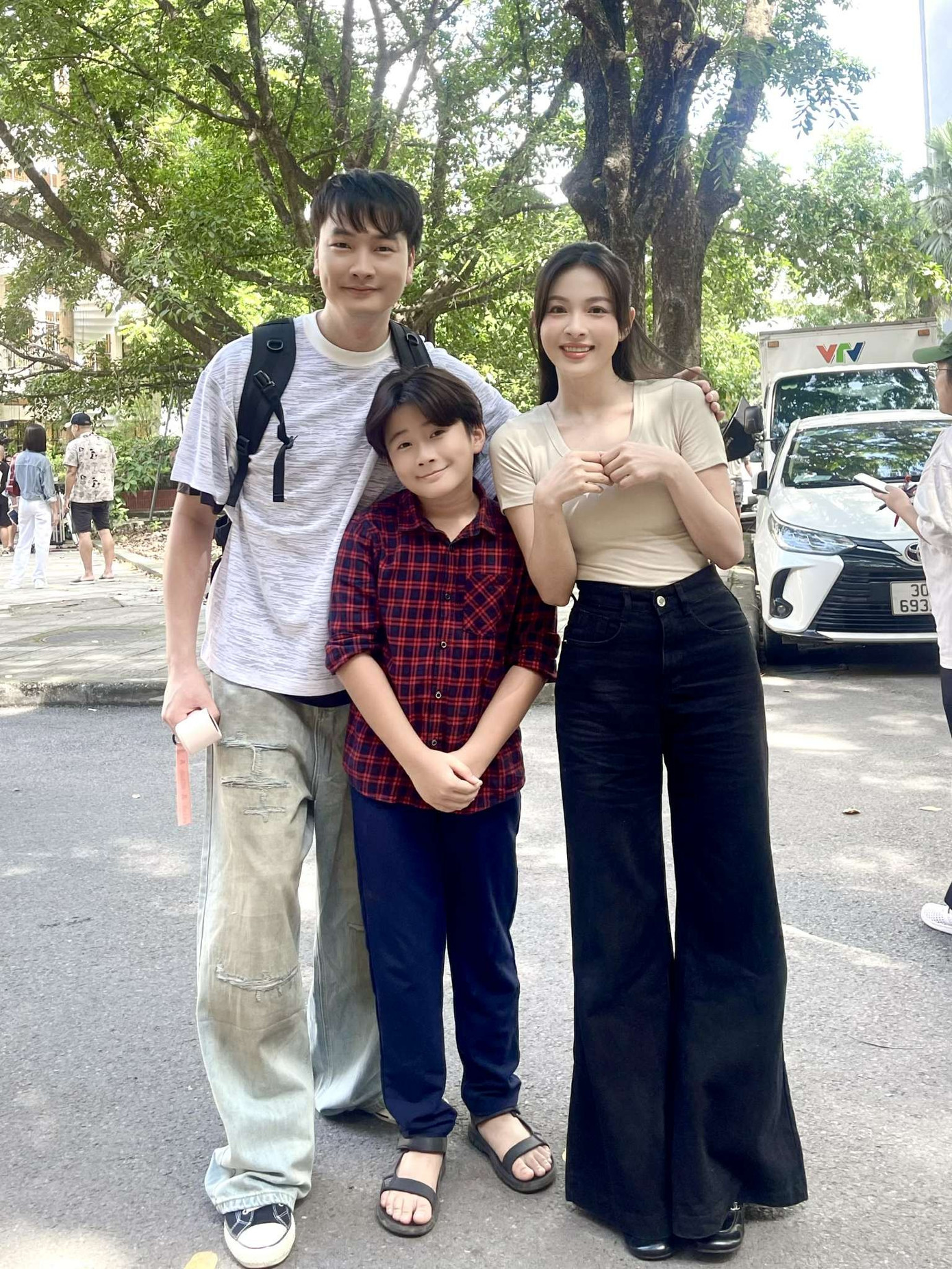 Giải oan cho "chiếc áo hư hỏng" trong phim Việt giờ vàng- Ảnh 7.