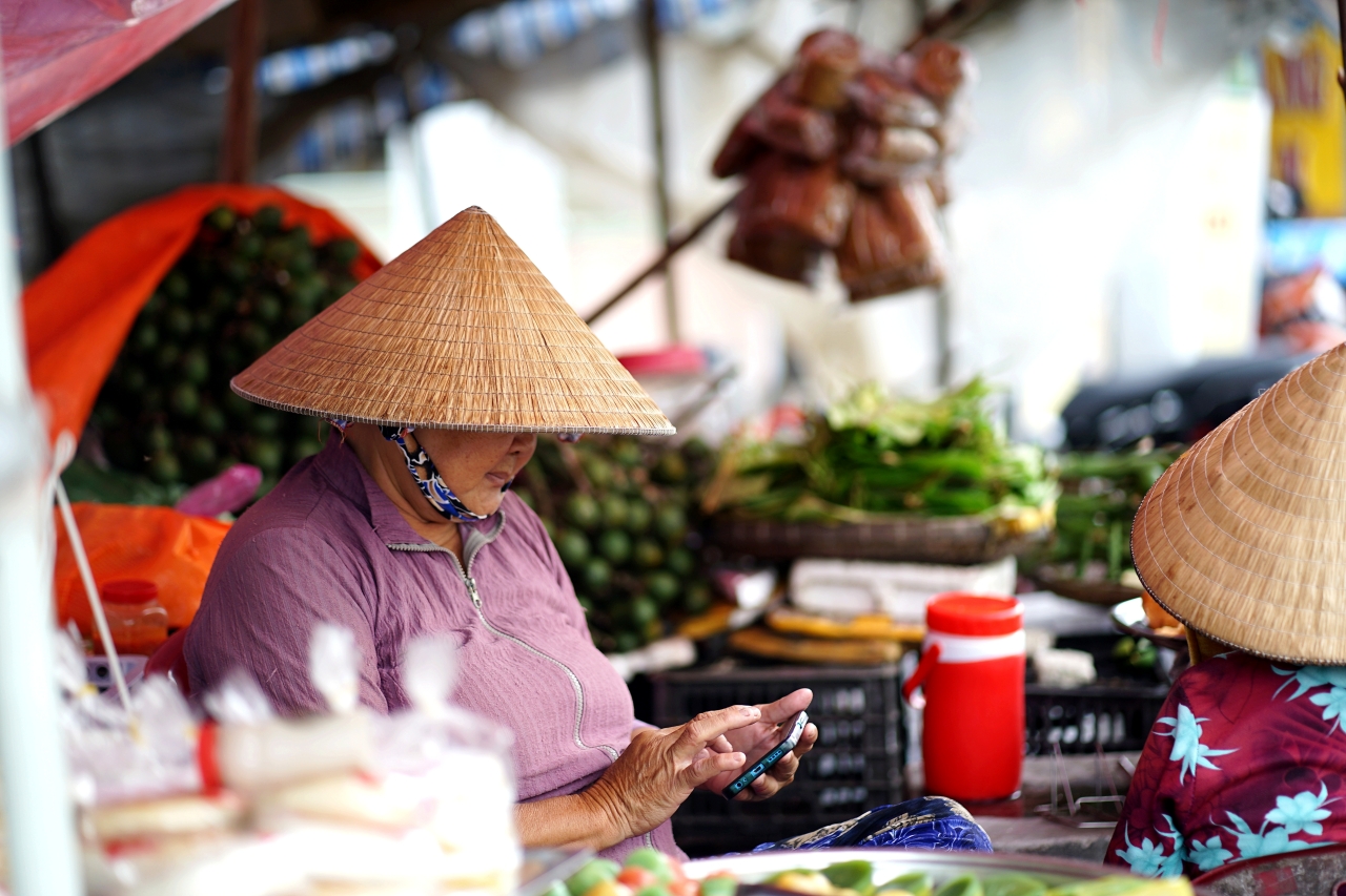Cảnh lạ tại nhà chị Lê Thị Kiều sau vụ con 4 trai tháng tuổi không may rơi xuống kênh tử vong- Ảnh 8. Cảnh lạ tại nhà chị Lê Thị Kiều sau vụ con 4 trai tháng tuổi không may rơi xuống kênh tử vong- Ảnh 8.