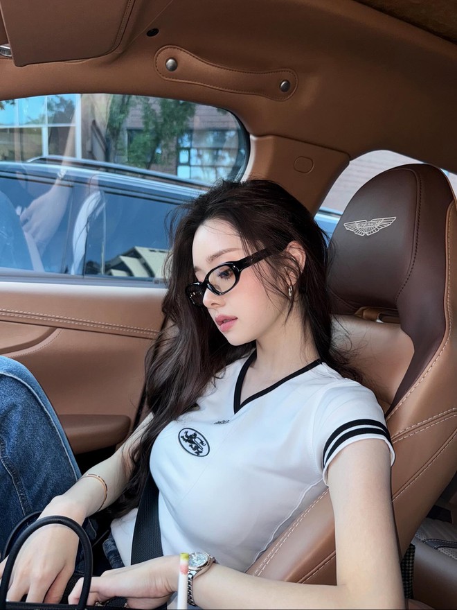 Hot girl từng là yêu nữ hàng hiệu gây thất vọng khi dự event- Ảnh 15. Hot girl từng là yêu nữ hàng hiệu gây thất vọng khi dự event- Ảnh 15.