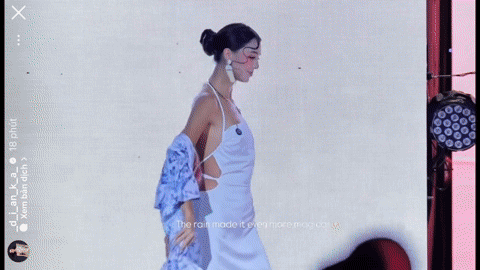 Không thể rời mắt khi xem vợ mẫu Tây của Bùi Tiến Dũng  Không thể rời mắt khi xem vợ mẫu Tây của Bùi Tiến Dũng