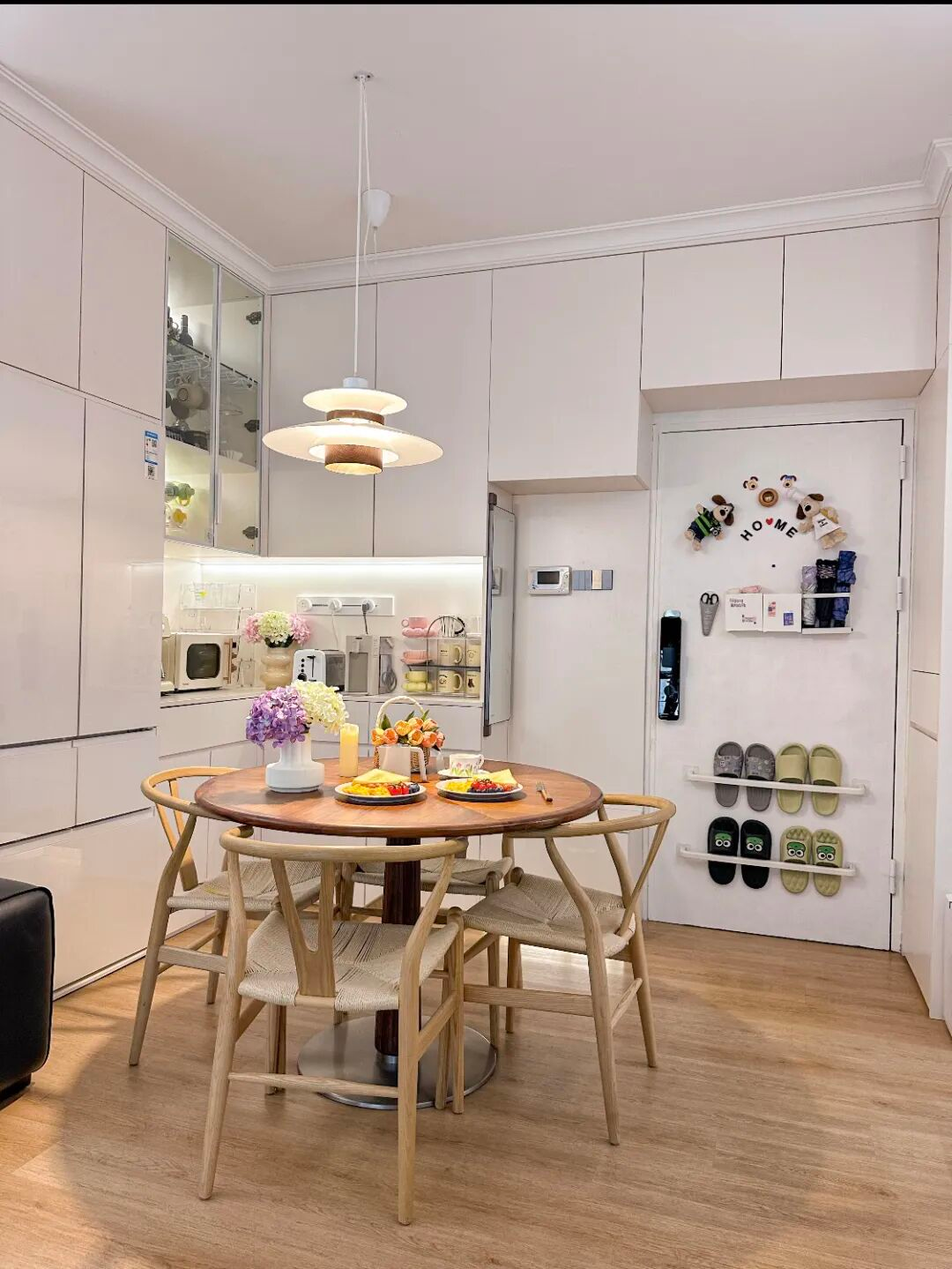 Căn bếp 3m2 của người phụ nữ trung niên khiến mạng xã hội trầm trồ: Nhỏ nhưng sang, gọn, như một góc sống trong mơ- Ảnh 10. Căn bếp 3m2 của người phụ nữ trung niên khiến mạng xã hội trầm trồ: Nhỏ nhưng sang, gọn, như một góc sống trong mơ- Ảnh 10.