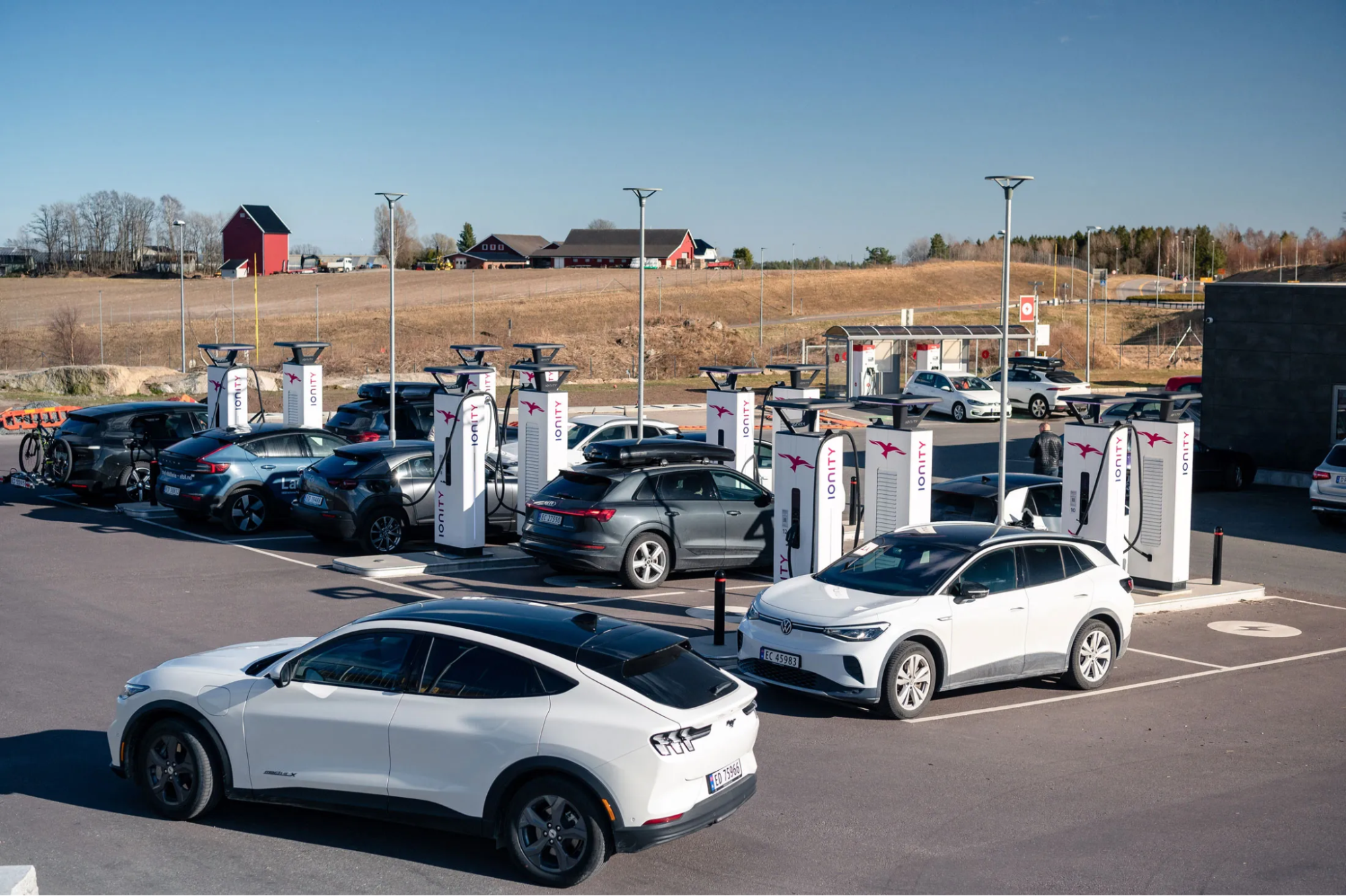 Những quốc gia Bắc Âu đang biến xe xăng thành quá khứ như thế nào?- Ảnh 1. Những quốc gia Bắc Âu đang biến xe xăng thành quá khứ như thế nào?- Ảnh 1.