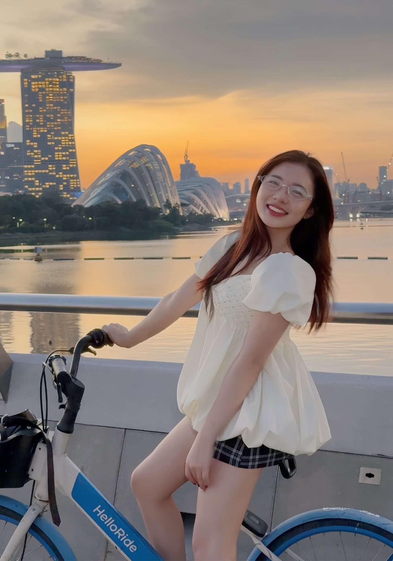 MC Phương Thảo khiến fan trầm trồ với màn trở lại sân khấu ĐTDV mùa Đông 2025- Ảnh 7. MC Phương Thảo khiến fan trầm trồ với màn trở lại sân khấu ĐTDV mùa Đông 2025- Ảnh 7.