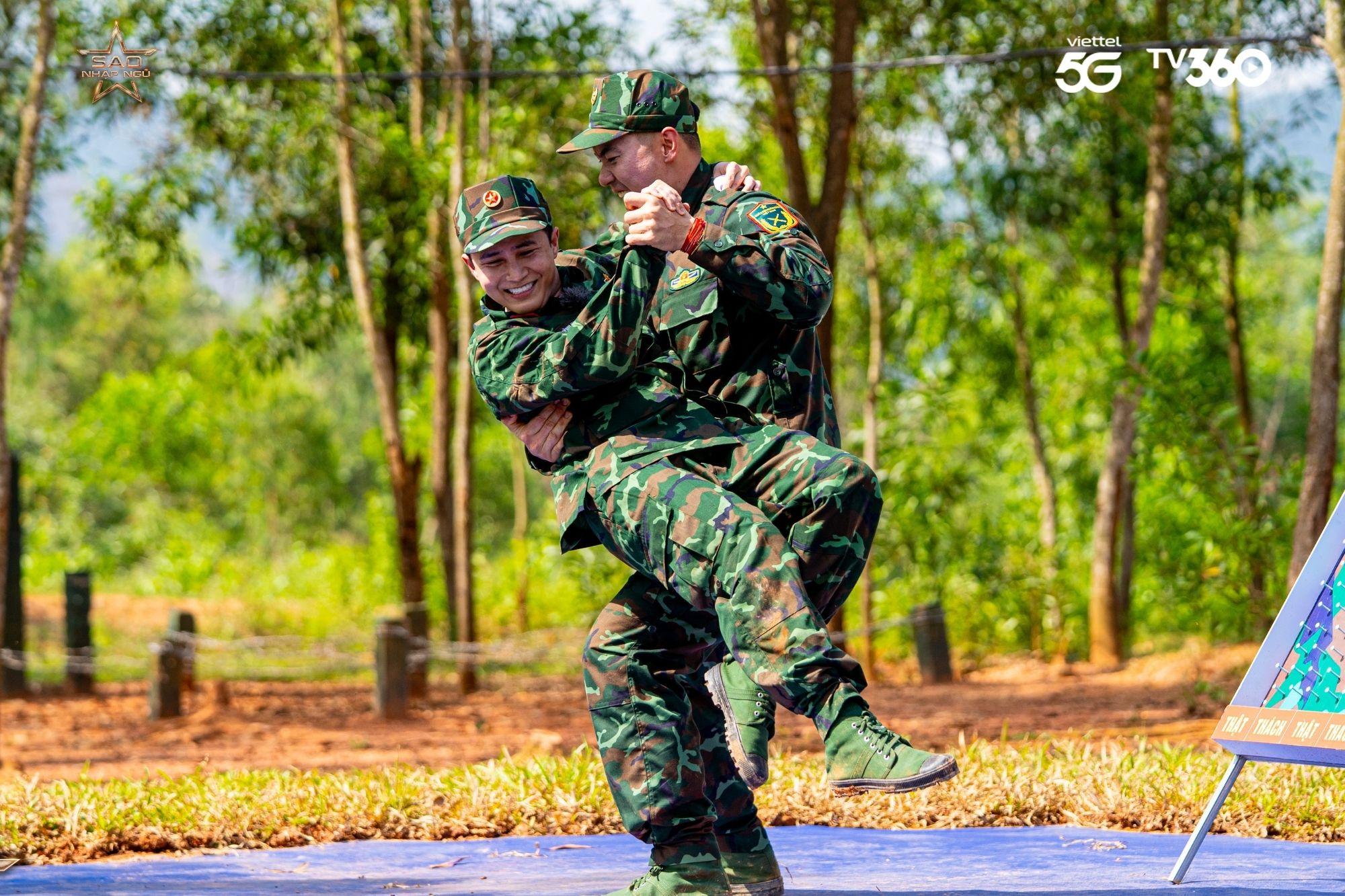 Hai &ldquo;chiến sĩ&rdquo; xin được ở lại Sao Nhập Ngũ 2025, tiếp tục c&ugrave;ng đồng đội chiến đấu- Ảnh 3.