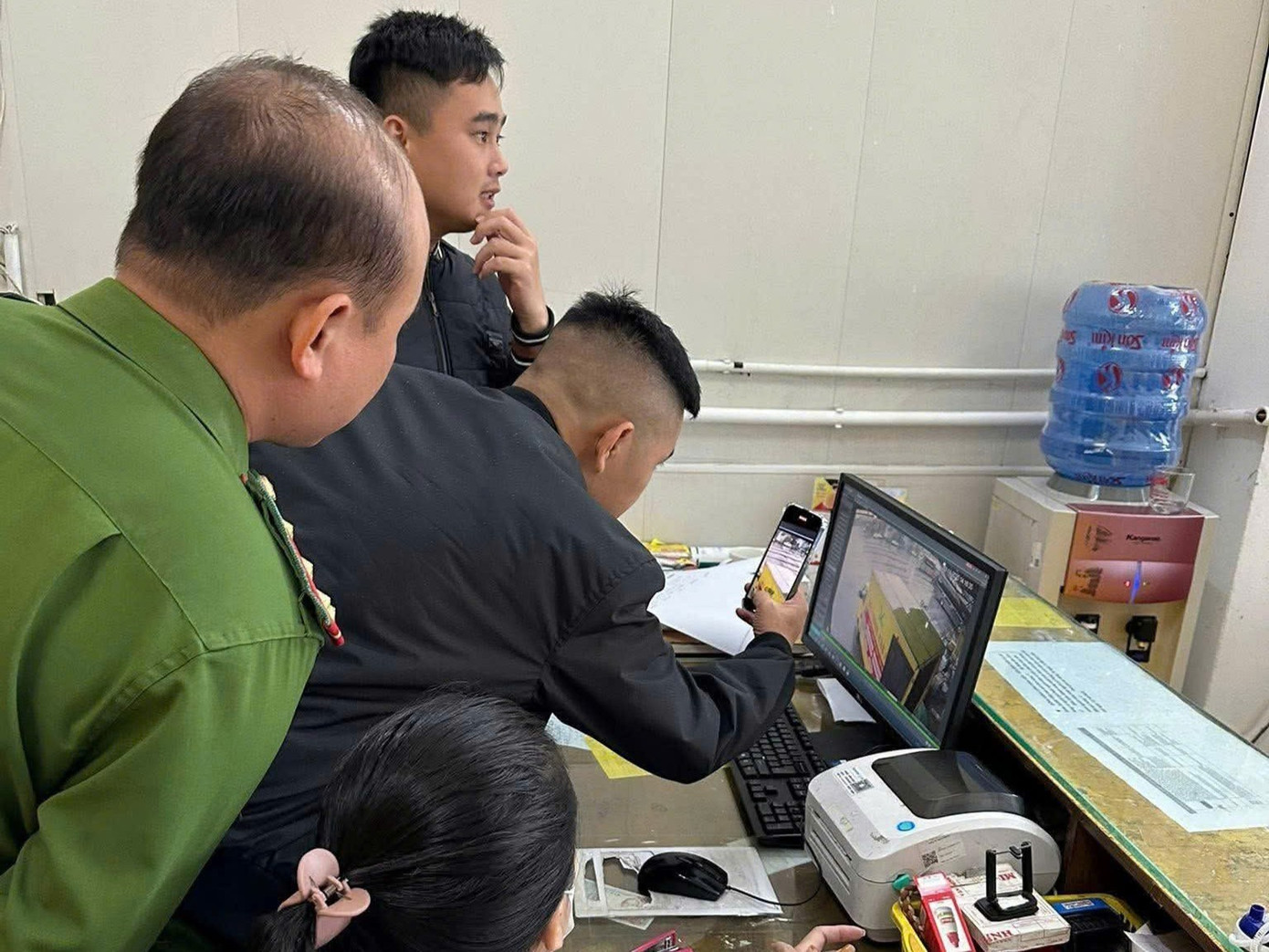 Tìm thấy nữ sinh 18 tuổi sau 4 ngày mất tích bí ẩn- Ảnh 2.