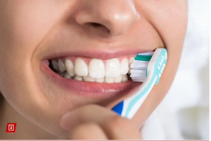 Nên đánh răng trước hay sau bữa sáng?- Ảnh 2.