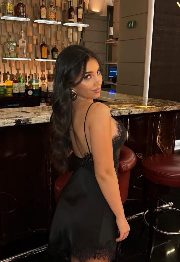 Mỹ nhân người Ý rộ tin hẹn hò với Lamine Yamal xinh đẹp cỡ nào?- Ảnh 6. Mỹ nhân người Ý rộ tin hẹn hò với Lamine Yamal xinh đẹp cỡ nào?- Ảnh 6.