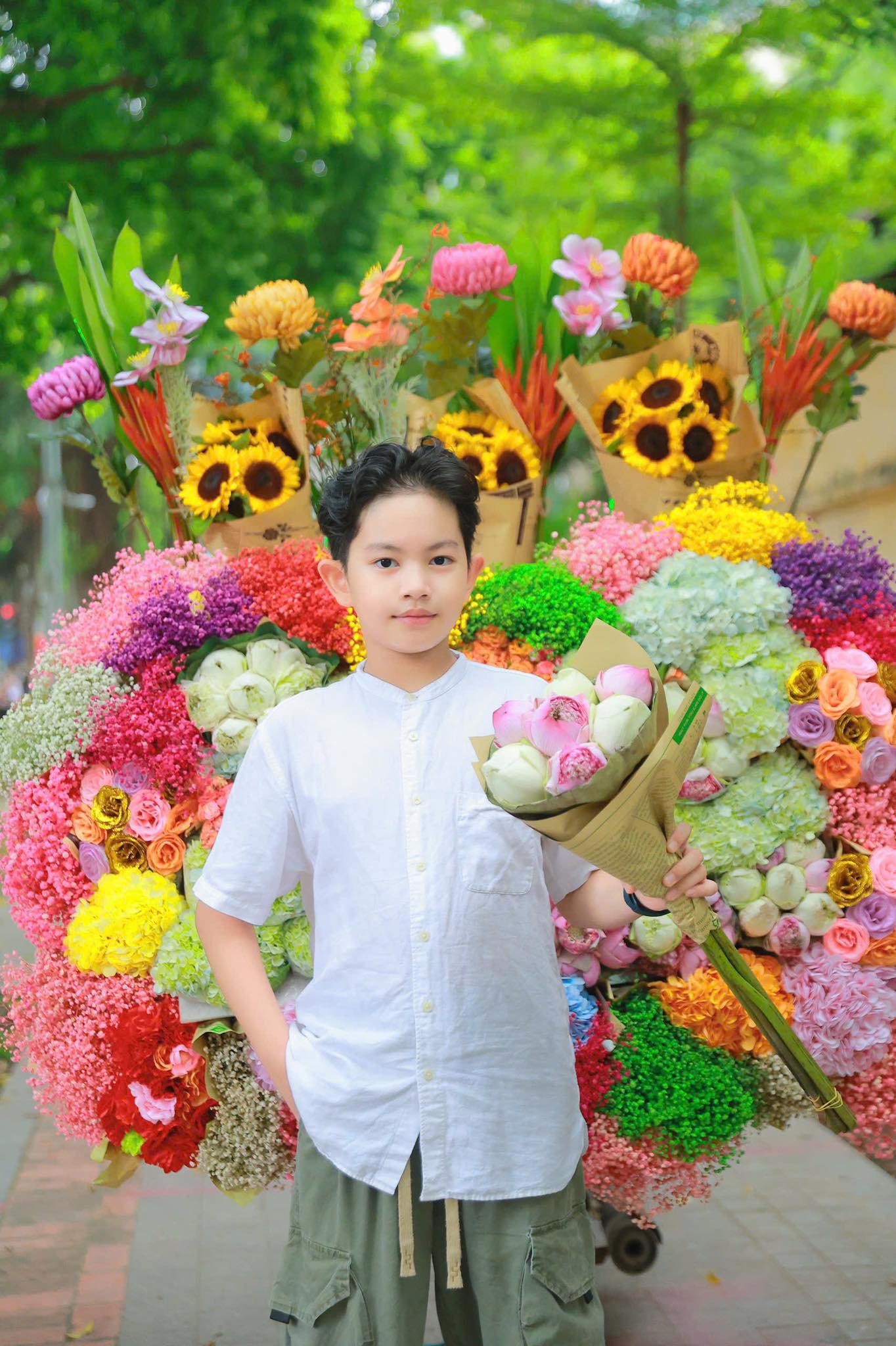 3 thiên thần nhỏ nhà Khánh Thi Phan Hiển đẹp như tranh- Ảnh 3.