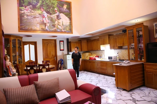 Bên trong biệt thự 200 tỷ của Khánh Phương ở phường Sài Gòn- Ảnh 7. Bên trong biệt thự 200 tỷ của Khánh Phương ở phường Sài Gòn- Ảnh 7.