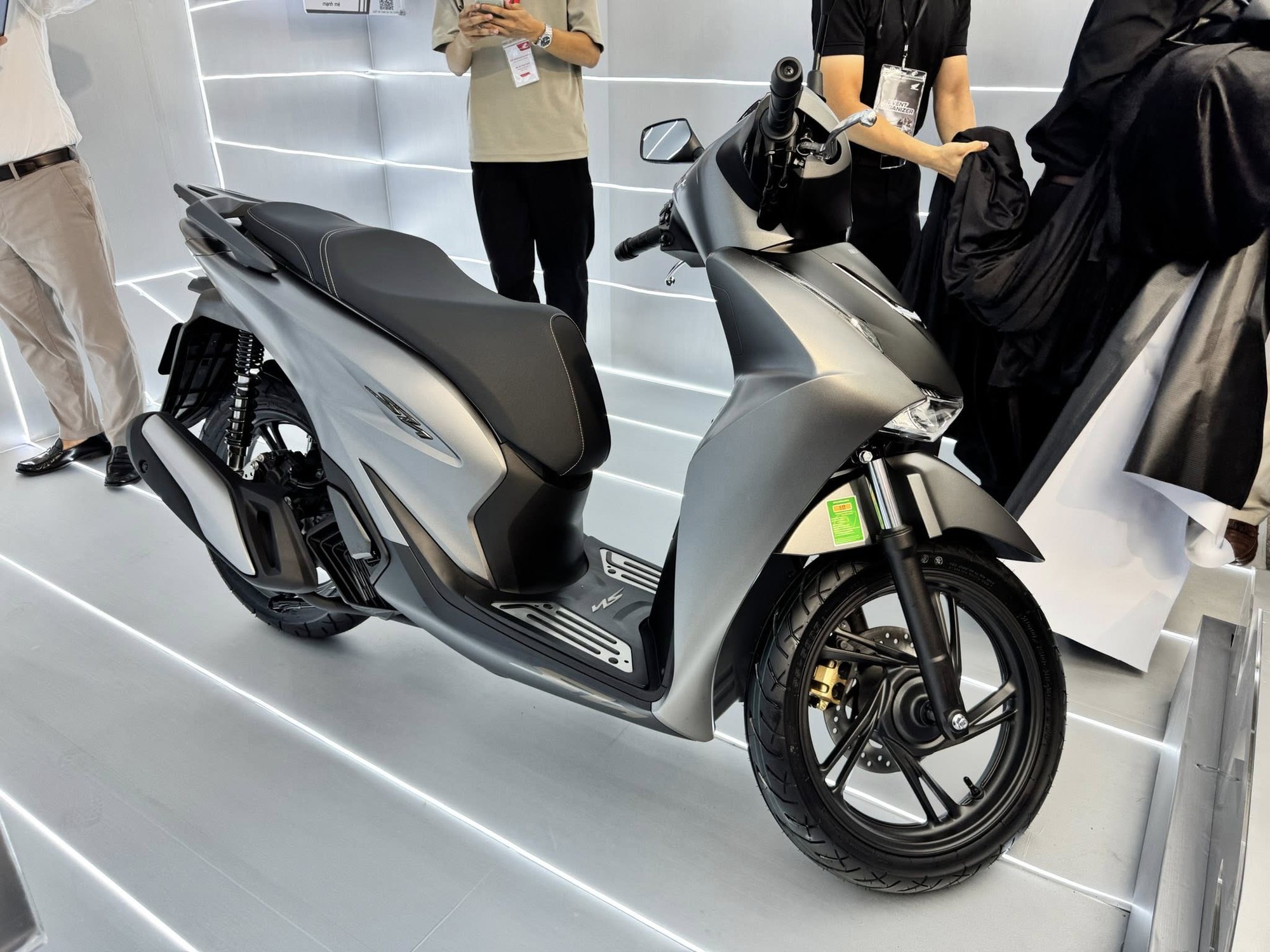 Cận cảnh Honda SH 2026 vừa ra mắt- Ảnh 5. Cận cảnh Honda SH 2026 vừa ra mắt- Ảnh 5.