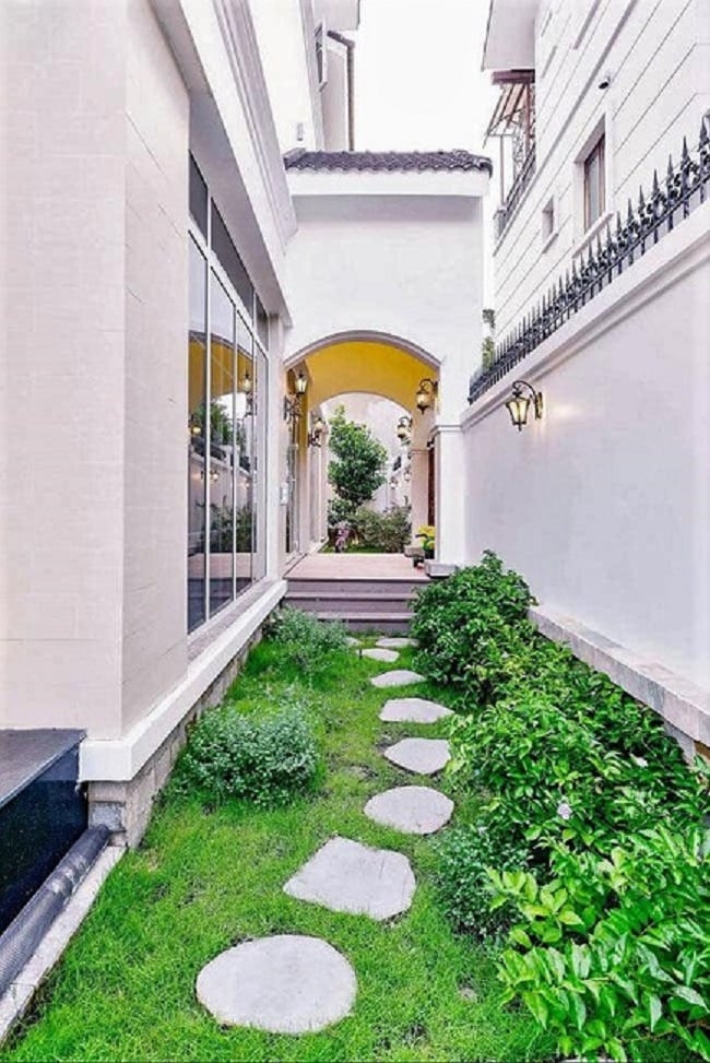 Bên trong biệt thự quận 7 của vợ chồng Đoàn Di Băng- Ảnh 7.