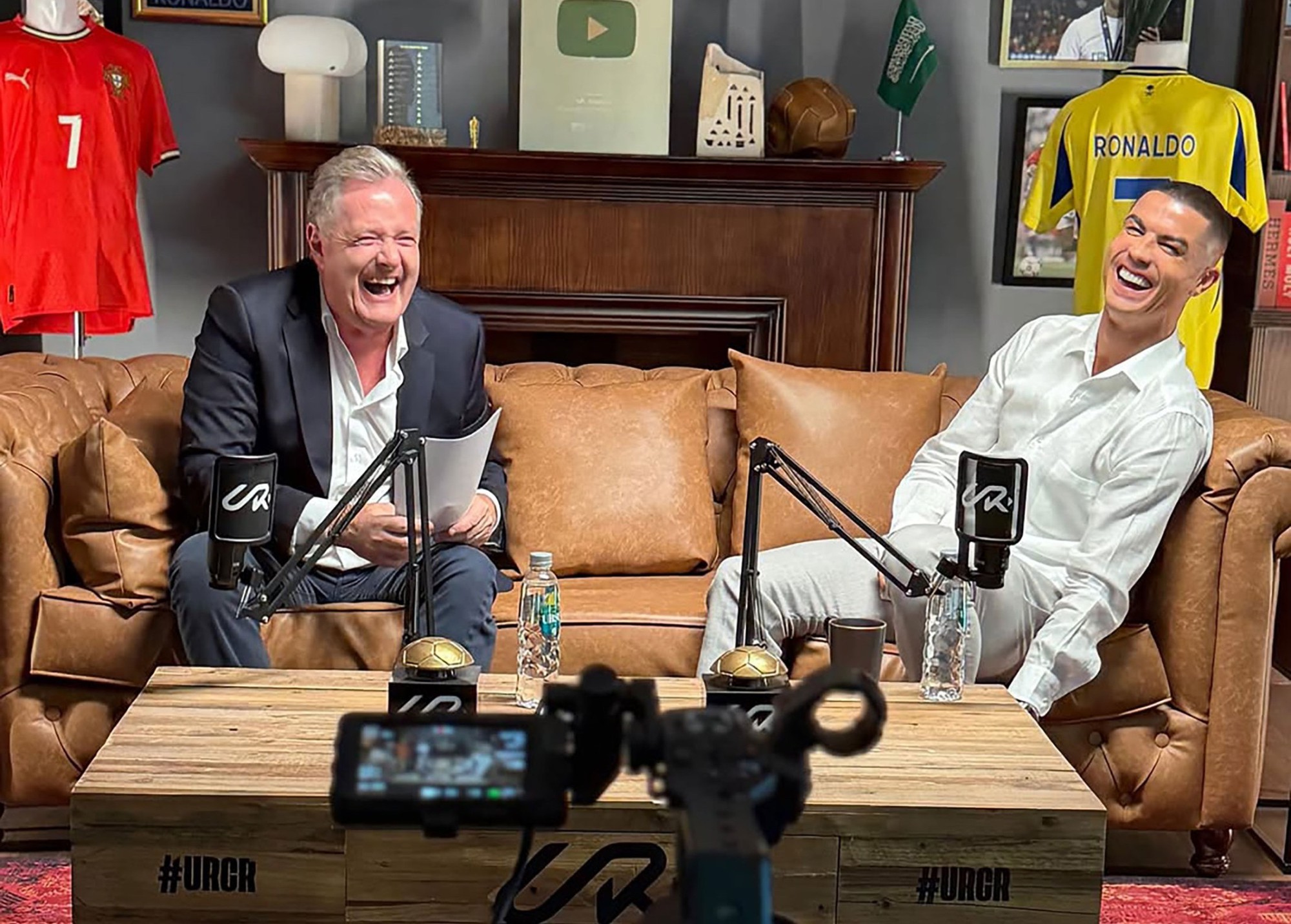 Thế giới sắp không còn được thấy Ronaldo đá bóng nữa rồi!- Ảnh 1.