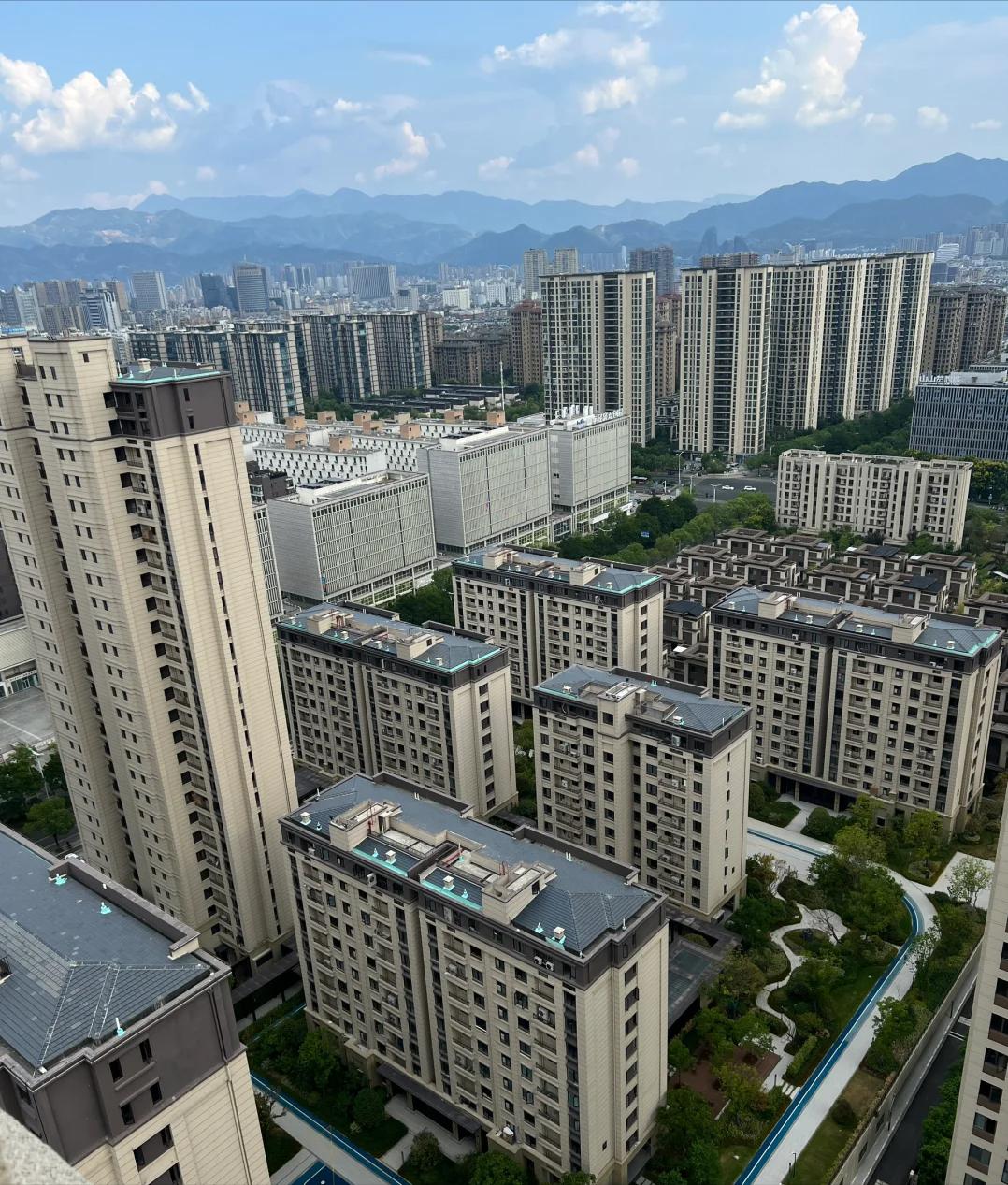 4 loại bất động sản tưởng hời nhưng càng mua càng lỗ - chuyên gia cảnh báo: Loại thứ ba “đẹp giả, hại thật”- Ảnh 2.