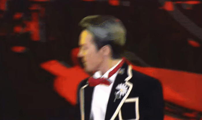 Mỹ nam đẹp đến mức là "ngoại lệ của Bộ Quốc phòng" cúi mình trước 1 người- Ảnh 3.