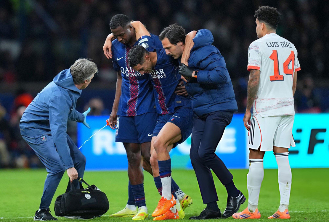Tin sốc hậu trường trận PSG với Bayern đêm qua, một cầu thủ phải bật khóc nức nở- Ảnh 5. Tin sốc hậu trường trận PSG với Bayern đêm qua, một cầu thủ phải bật khóc nức nở- Ảnh 5.