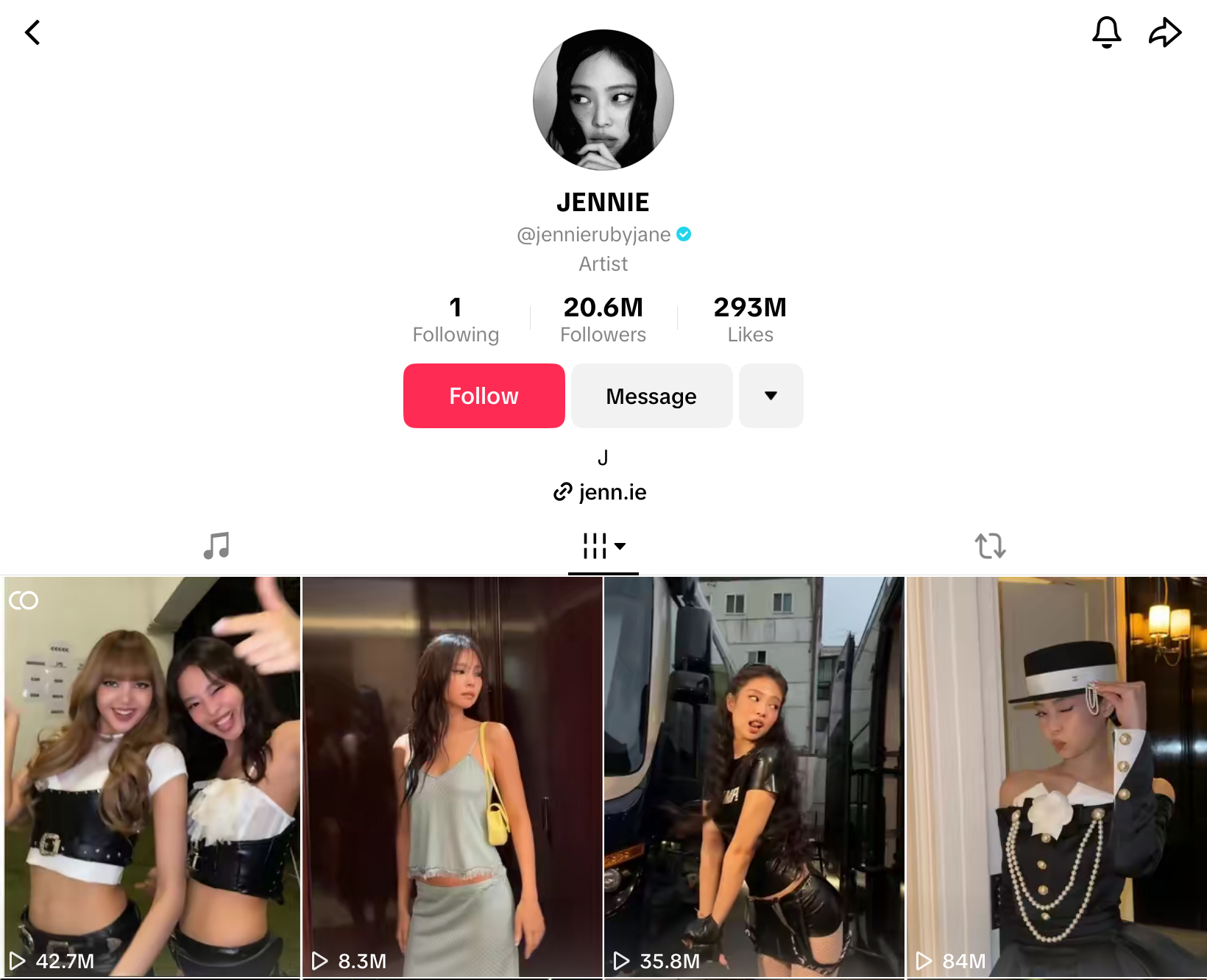 Jennie thẳng tay xoá sổ video đầu tiên cùng Lisa trên TikTok 20.6 triệu followers?- Ảnh 2. Jennie thẳng tay xoá sổ video đầu tiên cùng Lisa trên TikTok 20.6 triệu followers?- Ảnh 2.