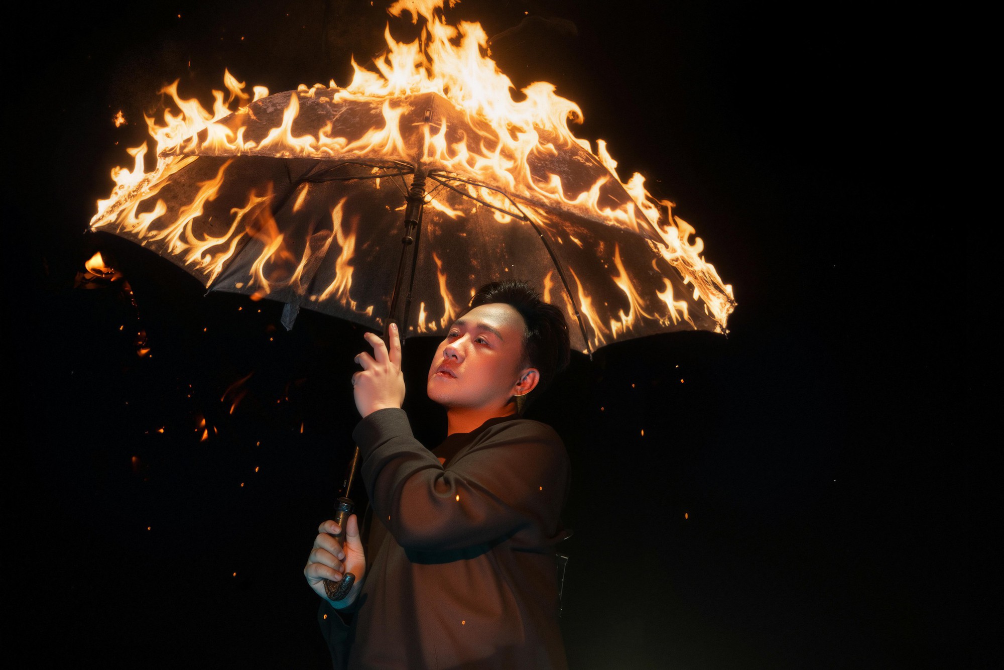 "Thánh mưa" Trung Quân chọn sống chậm- Ảnh 1.