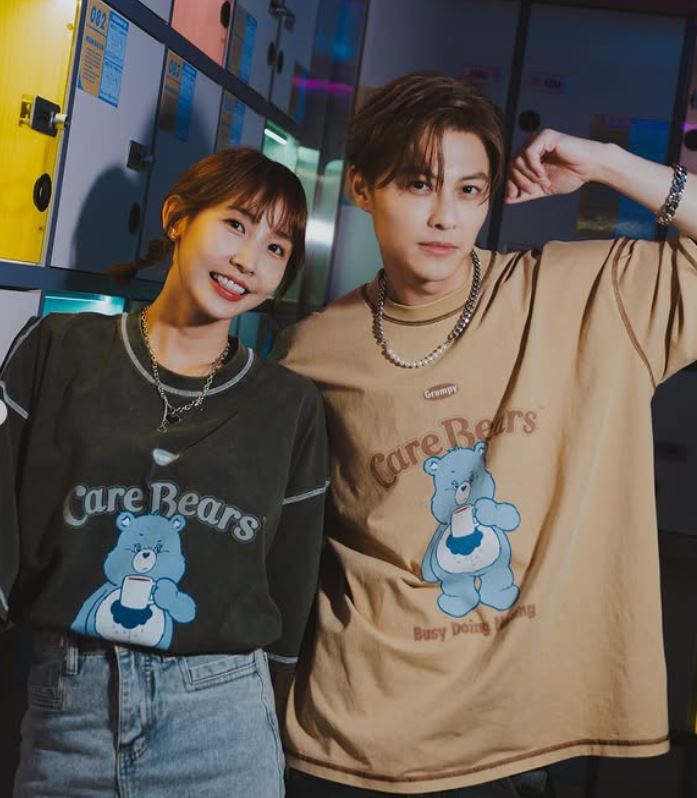 Bức ảnh nhạy cảm khiến “hoàng tử showbiz” lộ chuyện ngoại tình- Ảnh 2.