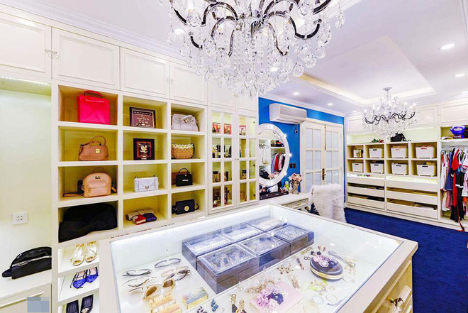 Bên trong biệt thự quận 7 của vợ chồng Đoàn Di Băng- Ảnh 4.