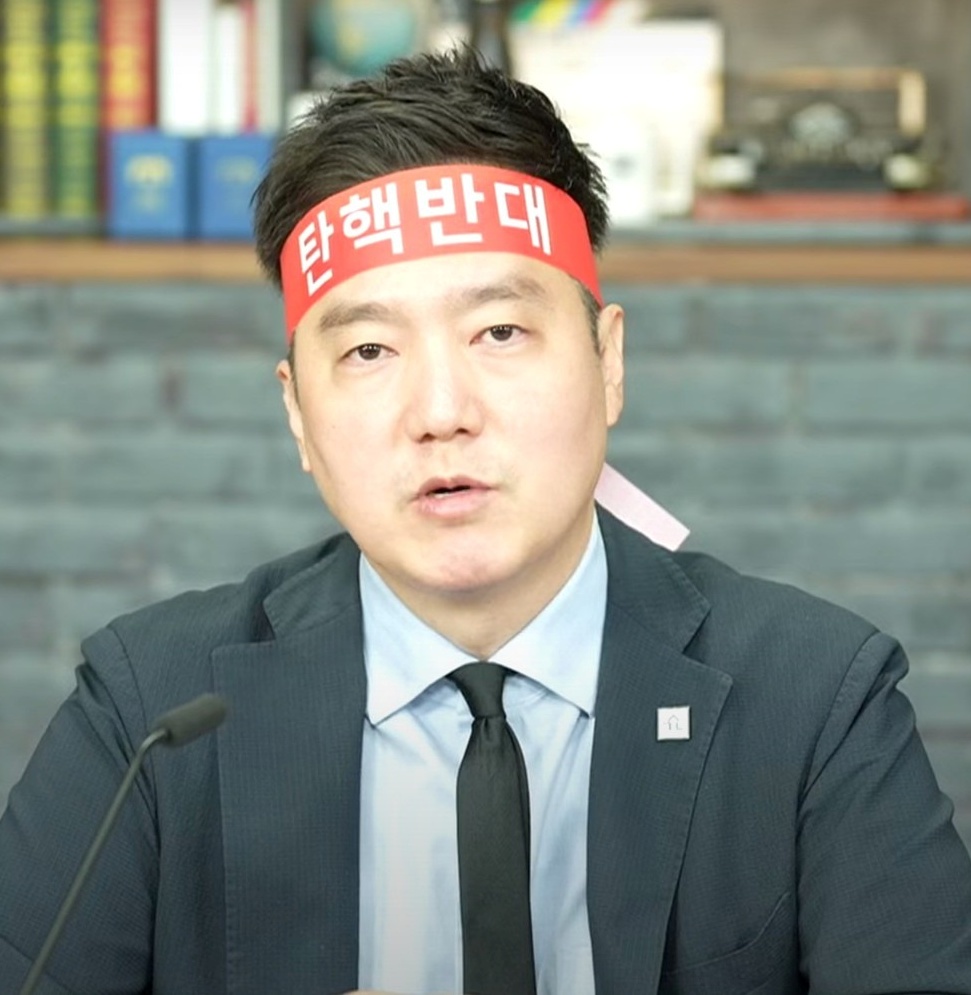 Ngôi sao tệ nhất 2025: Kim Soo Hyun!- Ảnh 5. Ngôi sao tệ nhất 2025: Kim Soo Hyun!- Ảnh 5.