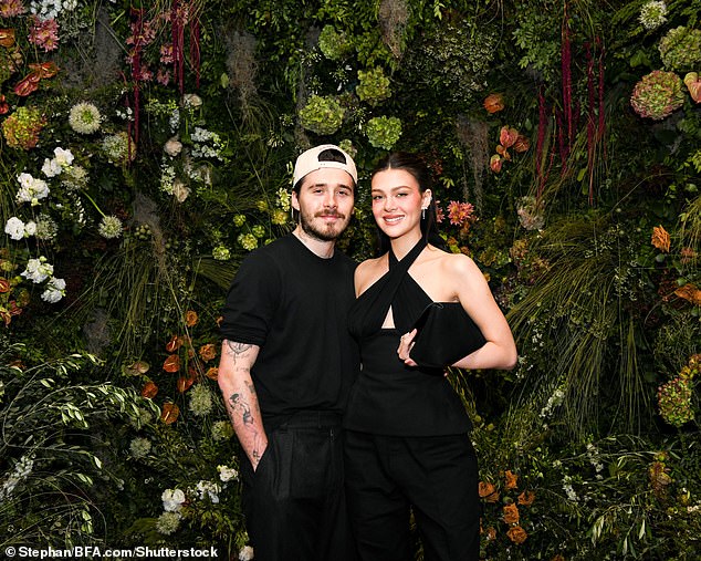 Cả thế giới chúc mừng David Beckham được phong tước Hiệp sĩ, nhưng con dâu cả thì... không- Ảnh 1.