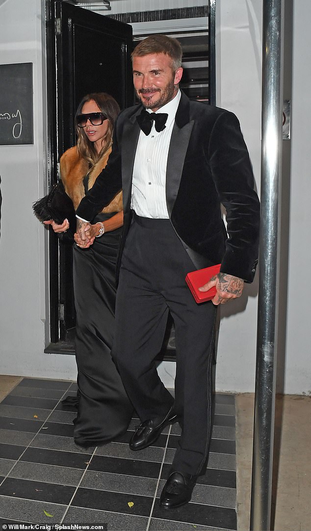 Nhà Beckham tưng bừng 