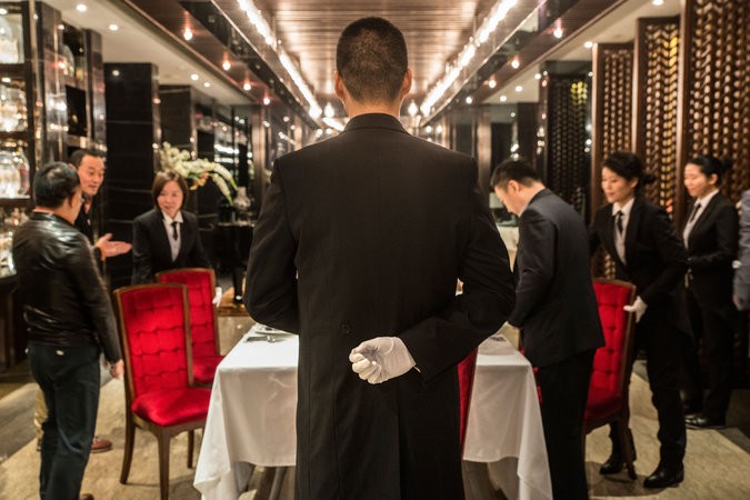 Giúp việc của giới siêu giàu - Nghề rủi ro nhất thế giới: Một cú trượt tay có thể thổi bay 75.000 USD, thần kinh không vững không thể trụ được!- Ảnh 3. Giúp việc của giới siêu giàu - Nghề rủi ro nhất thế giới: Một cú trượt tay có thể thổi bay 75.000 USD, thần kinh không vững không thể trụ được!- Ảnh 3.