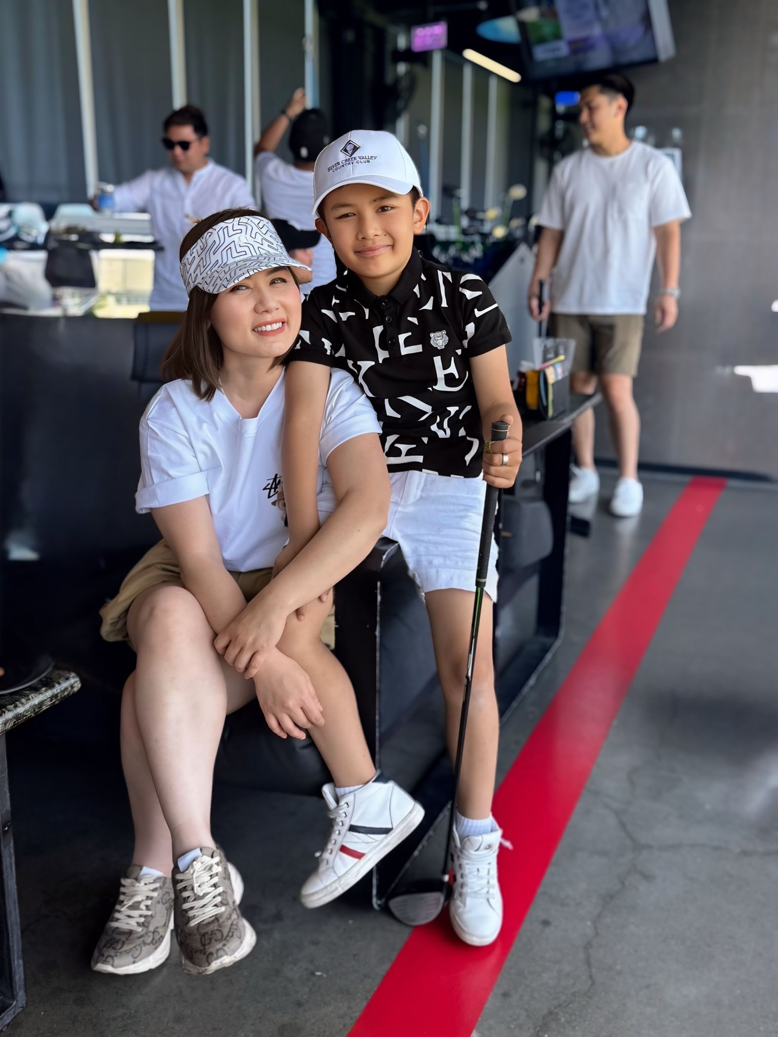 Con trai 8 tuổi của Đan Trường có 3 công ty: Thương hiệu ở Campuchia được mở với mục đích bất ngờ- Ảnh 4.