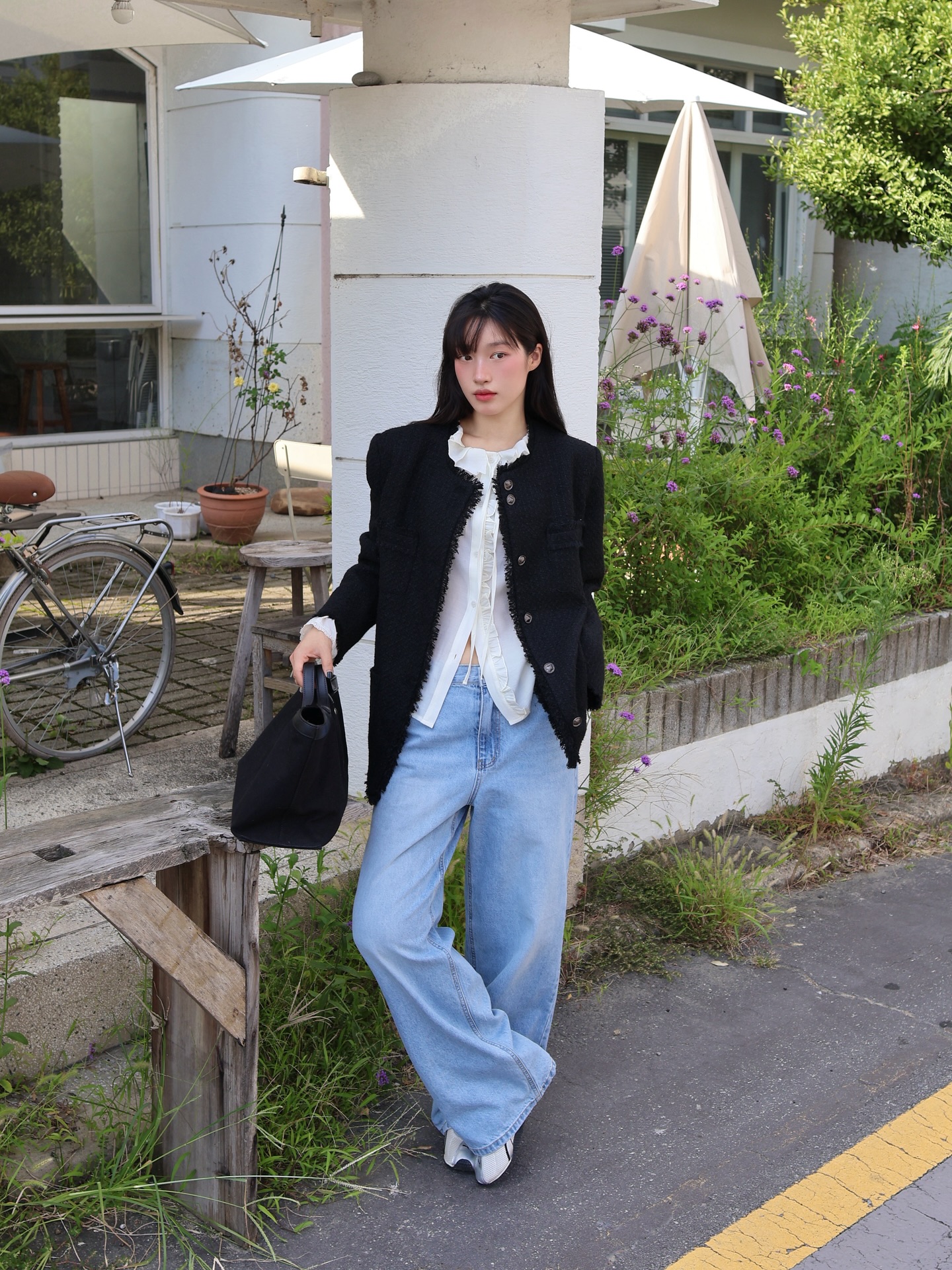 Chị em đừng mặc mãi quần đen, có 4 kiểu quần dài trẻ trung hơn nhiều- Ảnh 4. Chị em đừng mặc mãi quần đen, có 4 kiểu quần dài trẻ trung hơn nhiều- Ảnh 4.