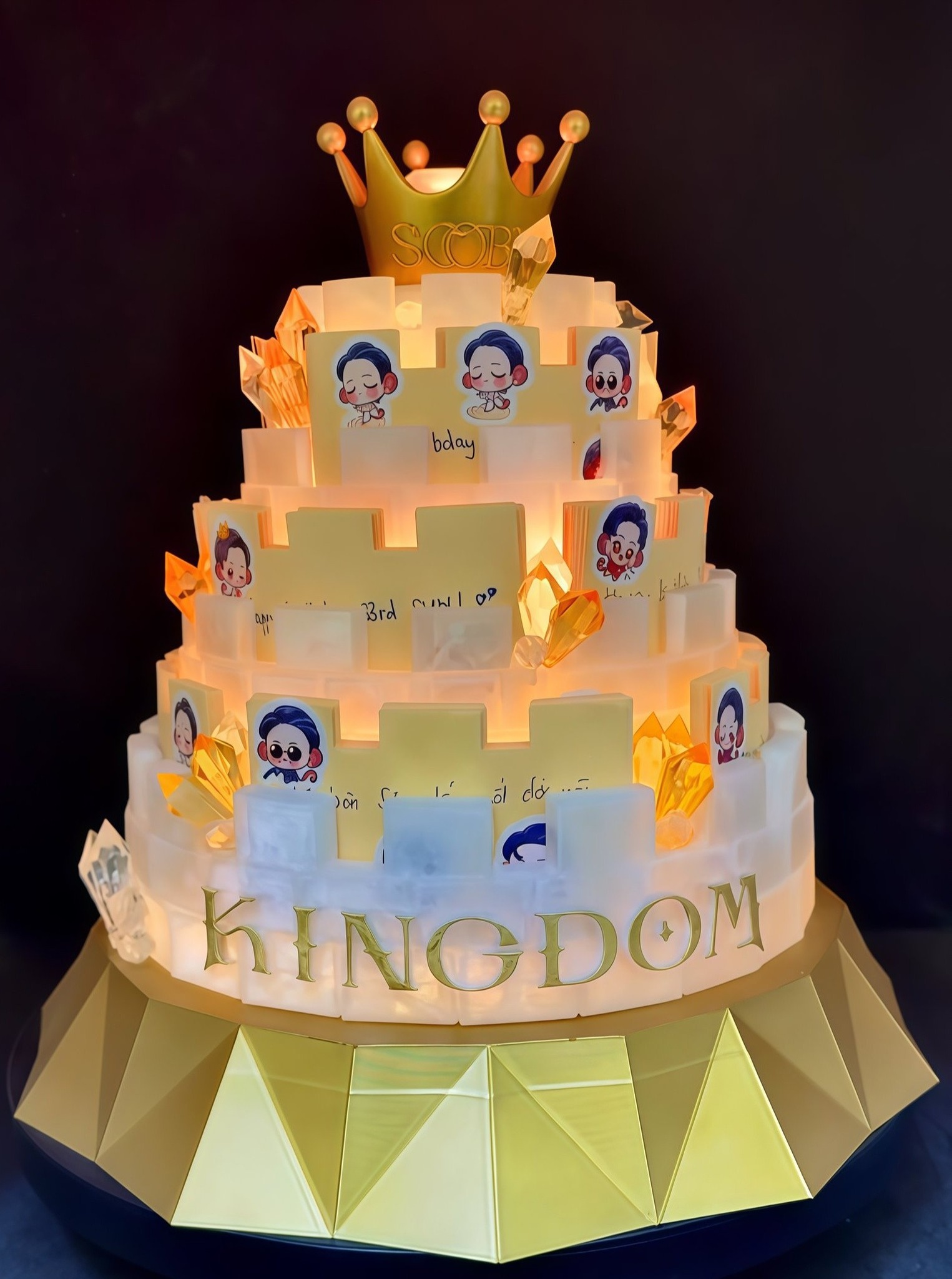 Chiếc mic fan tặng SOOBIN có gì mà đáng giá 280 triệu?- Ảnh 7.