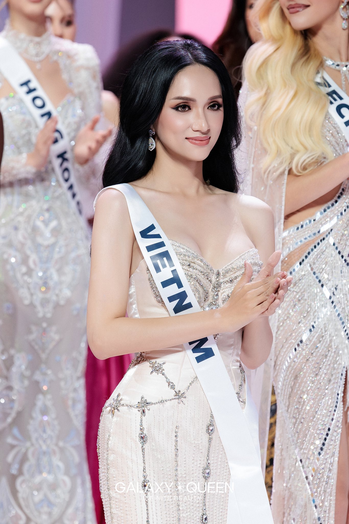 Huỷ kết quả của Hương Giang tại Miss Universe- Ảnh 2. Huỷ kết quả của Hương Giang tại Miss Universe- Ảnh 2.