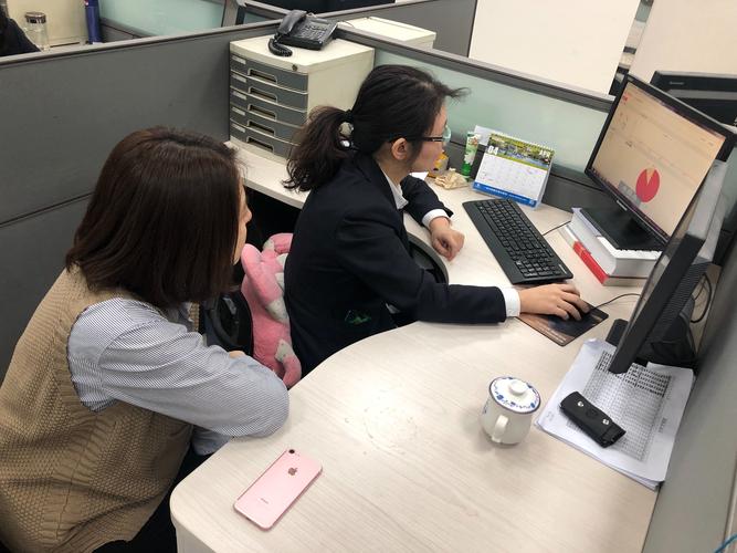 Nữ kế toán chuyển nhầm lương 2 lần cho 17 nhân viên gây thiệt hại 175 triệu đồng, tòa phán quyết: “Chỉ cần bồi thường cho công ty 7,5 triệu đồng”- Ảnh 1. Nữ kế toán chuyển nhầm lương 2 lần cho 17 nhân viên gây thiệt hại 175 triệu đồng, tòa phán quyết: “Chỉ cần bồi thường cho công ty 7,5 triệu đồng”- Ảnh 1.