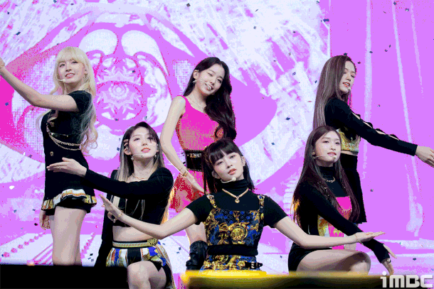 Sao lại làm chuyện kinh khủng này với nhóm nhạc nữ đẹp nhất lịch sử Kpop?- Ảnh 5. Sao lại làm chuyện kinh khủng này với nhóm nhạc nữ đẹp nhất lịch sử Kpop?- Ảnh 5.