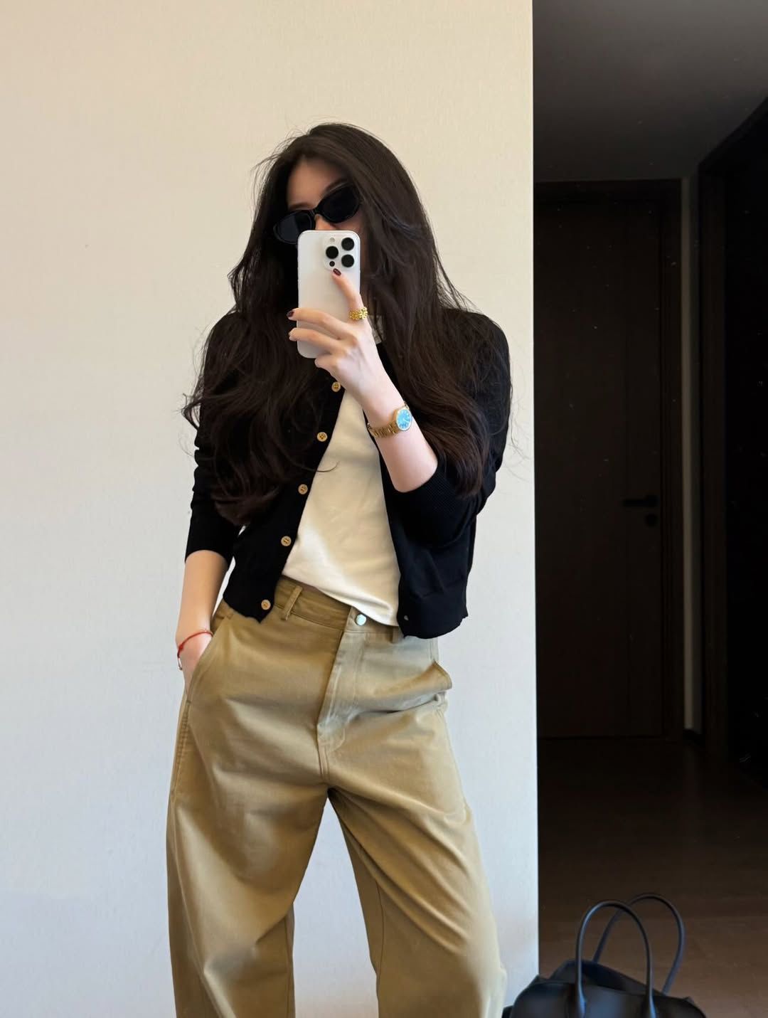 5 item trong tủ đồ mùa lạnh giúp nàng mặc đẹp- Ảnh 5. 5 item trong tủ đồ mùa lạnh giúp nàng mặc đẹp- Ảnh 5.