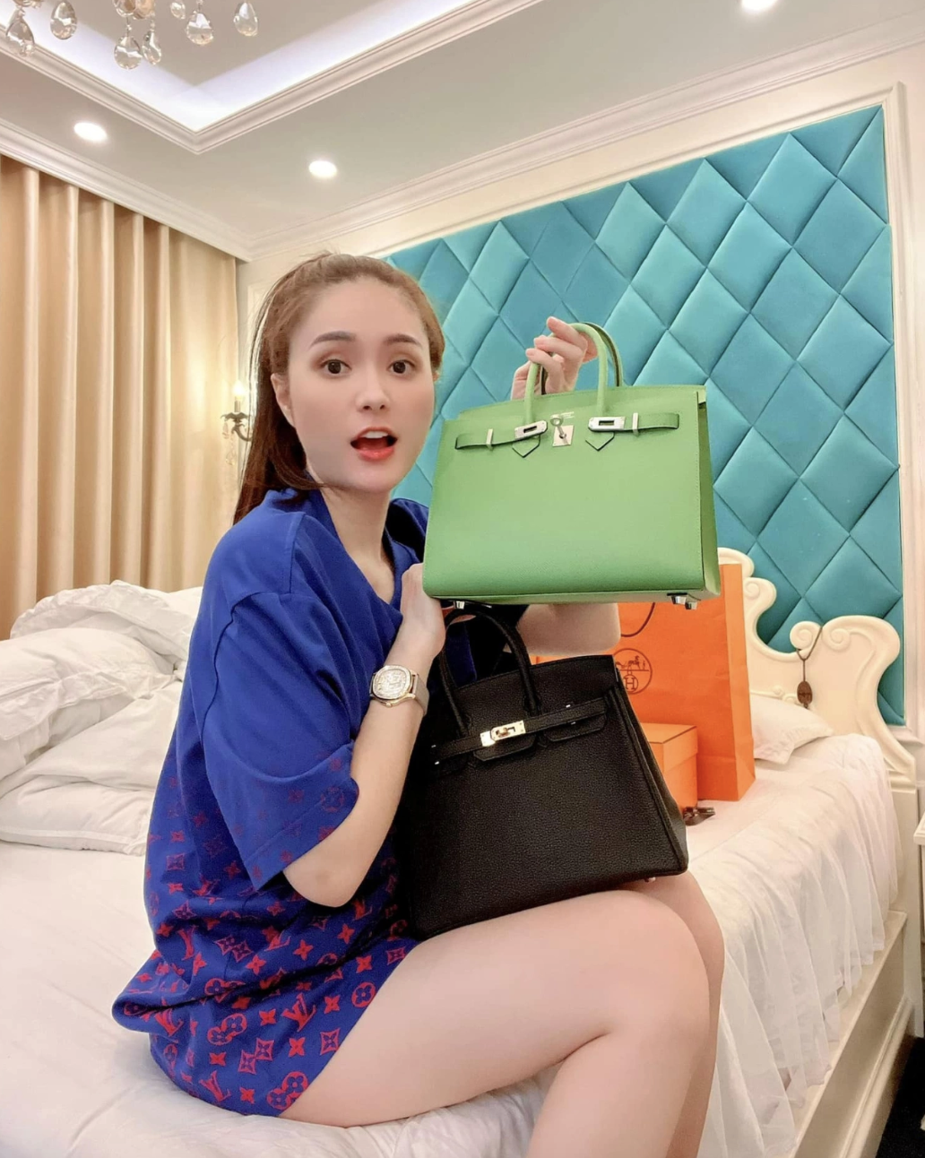 BST túi hàng hiệu của Đoàn Di Băng: Hermès đựng cún cưng, Dior và Chanel để đi chợ- Ảnh 15. BST túi hàng hiệu của Đoàn Di Băng: Hermès đựng cún cưng, Dior và Chanel để đi chợ- Ảnh 15.